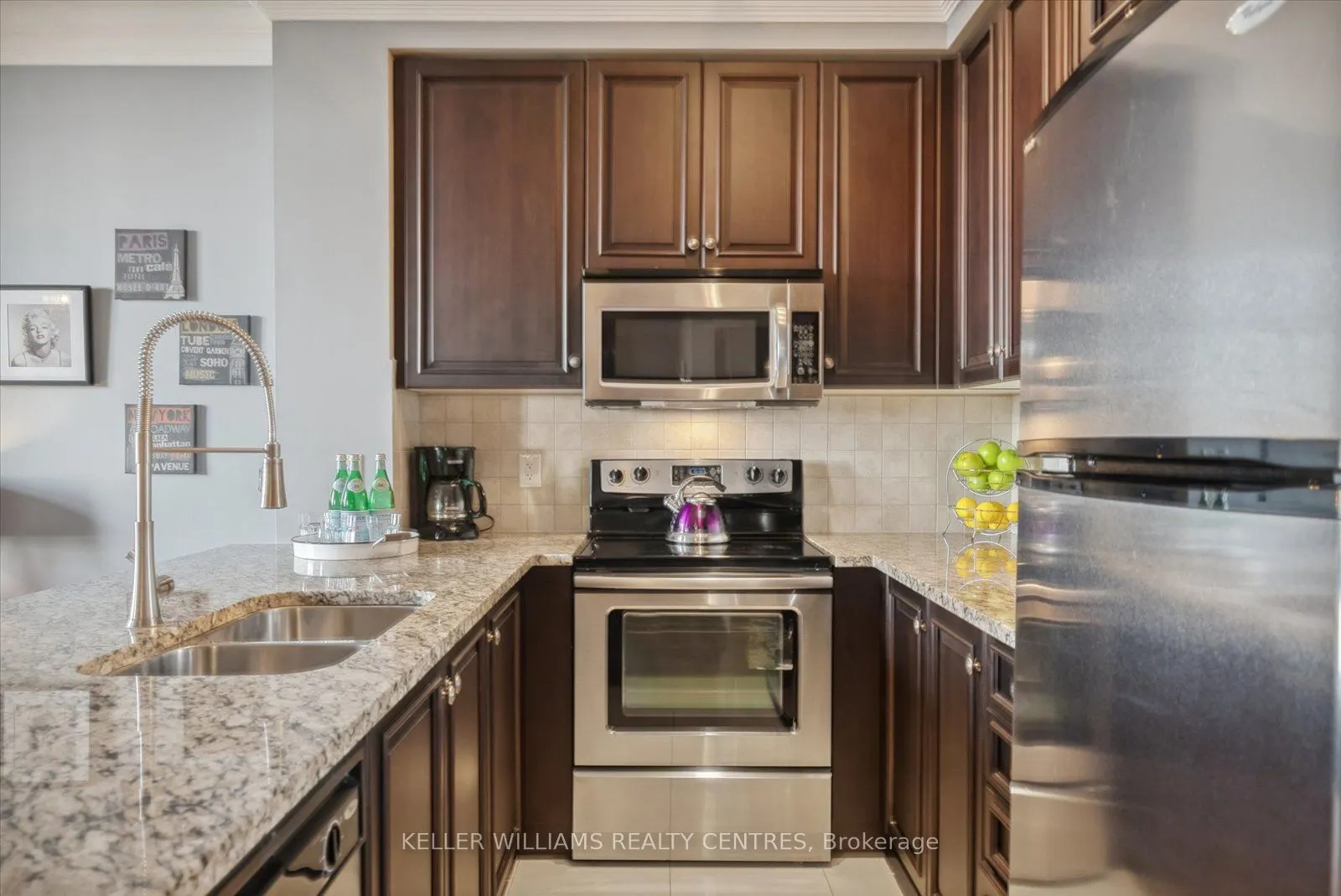 9245 Jane Street #1601