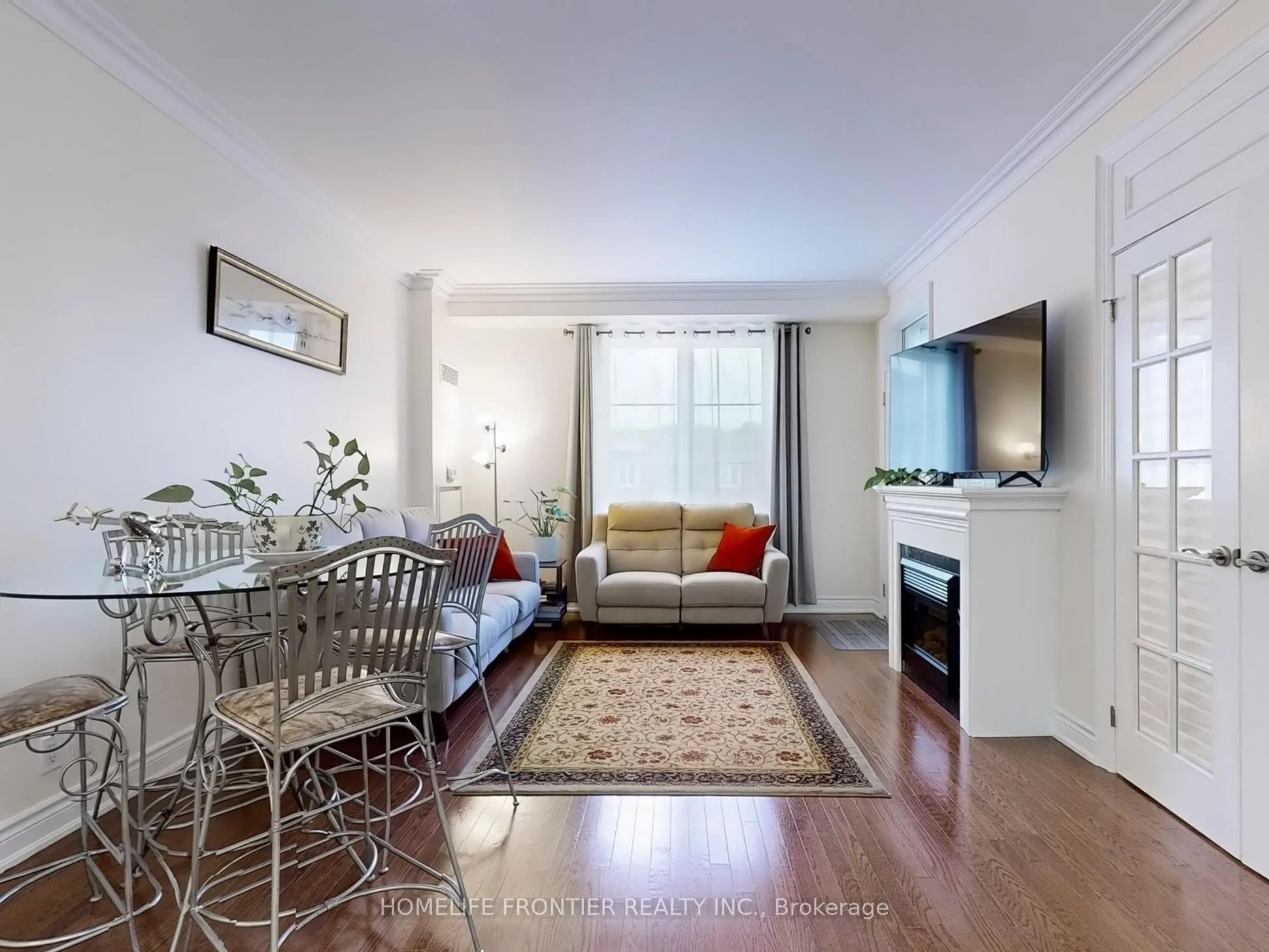 9519 Keele Street, #305