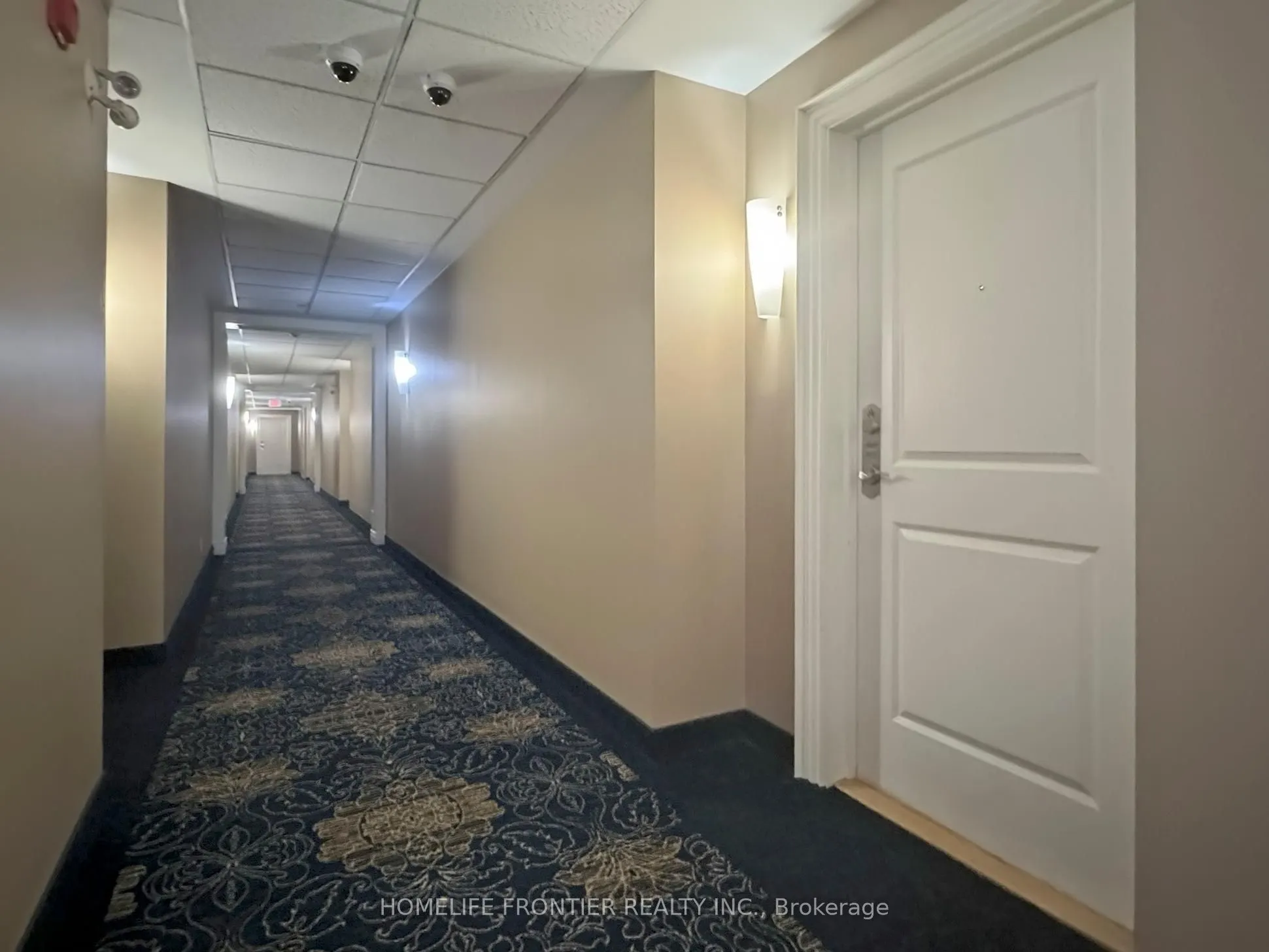 9519 Keele Street, #305