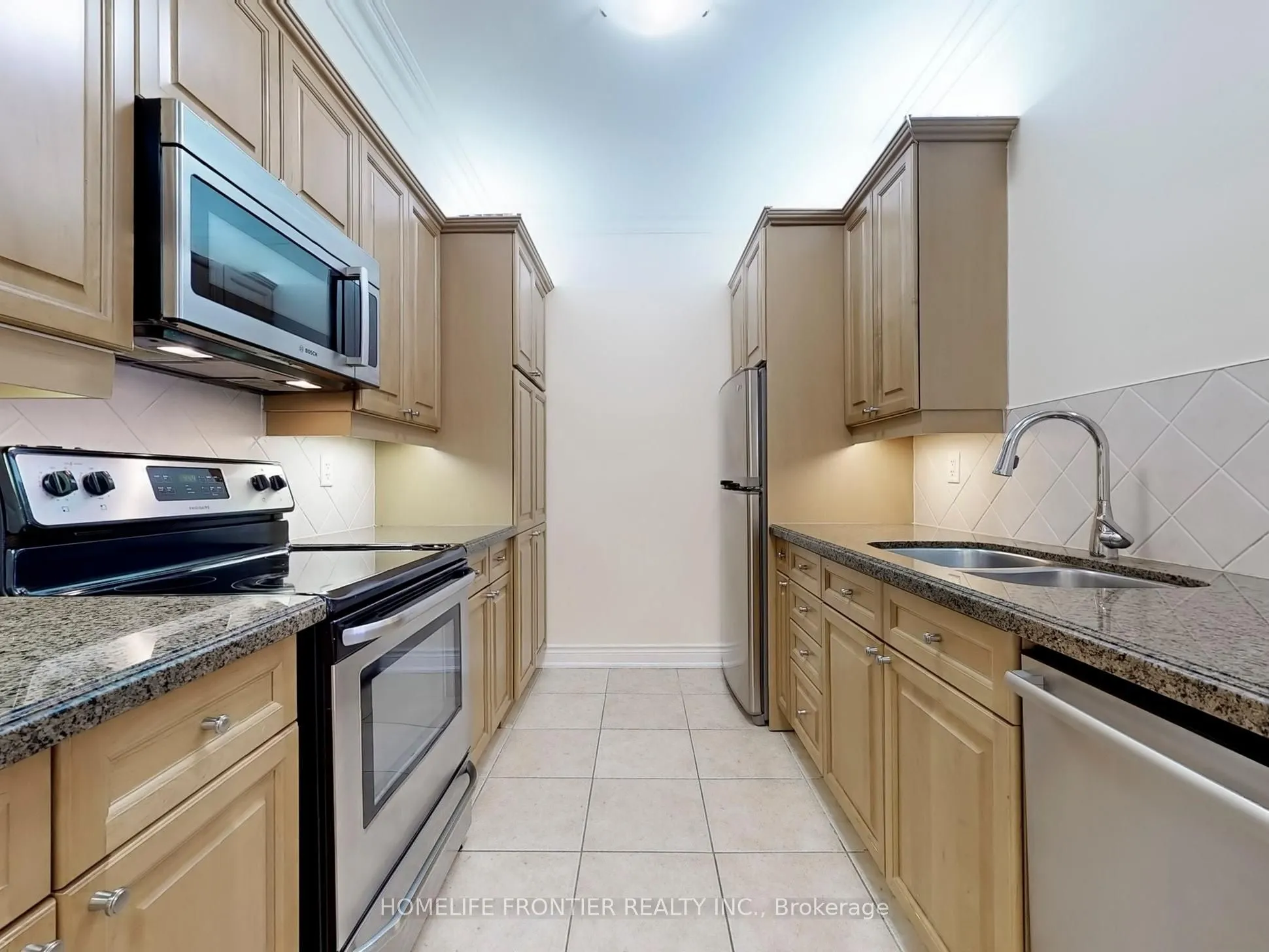 9519 Keele Street, #305