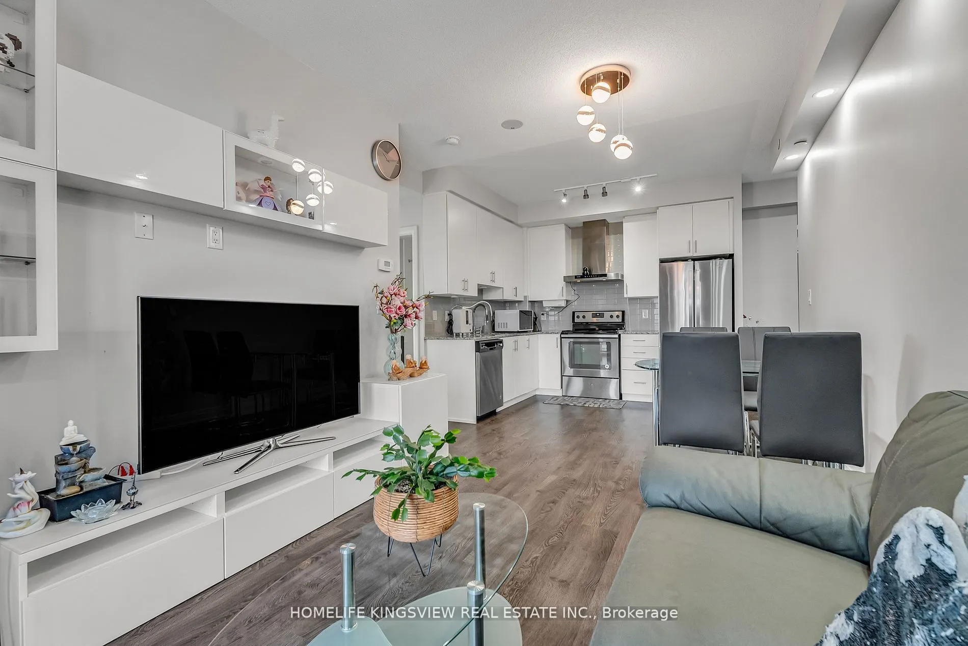 3700 hwy 7, #1802