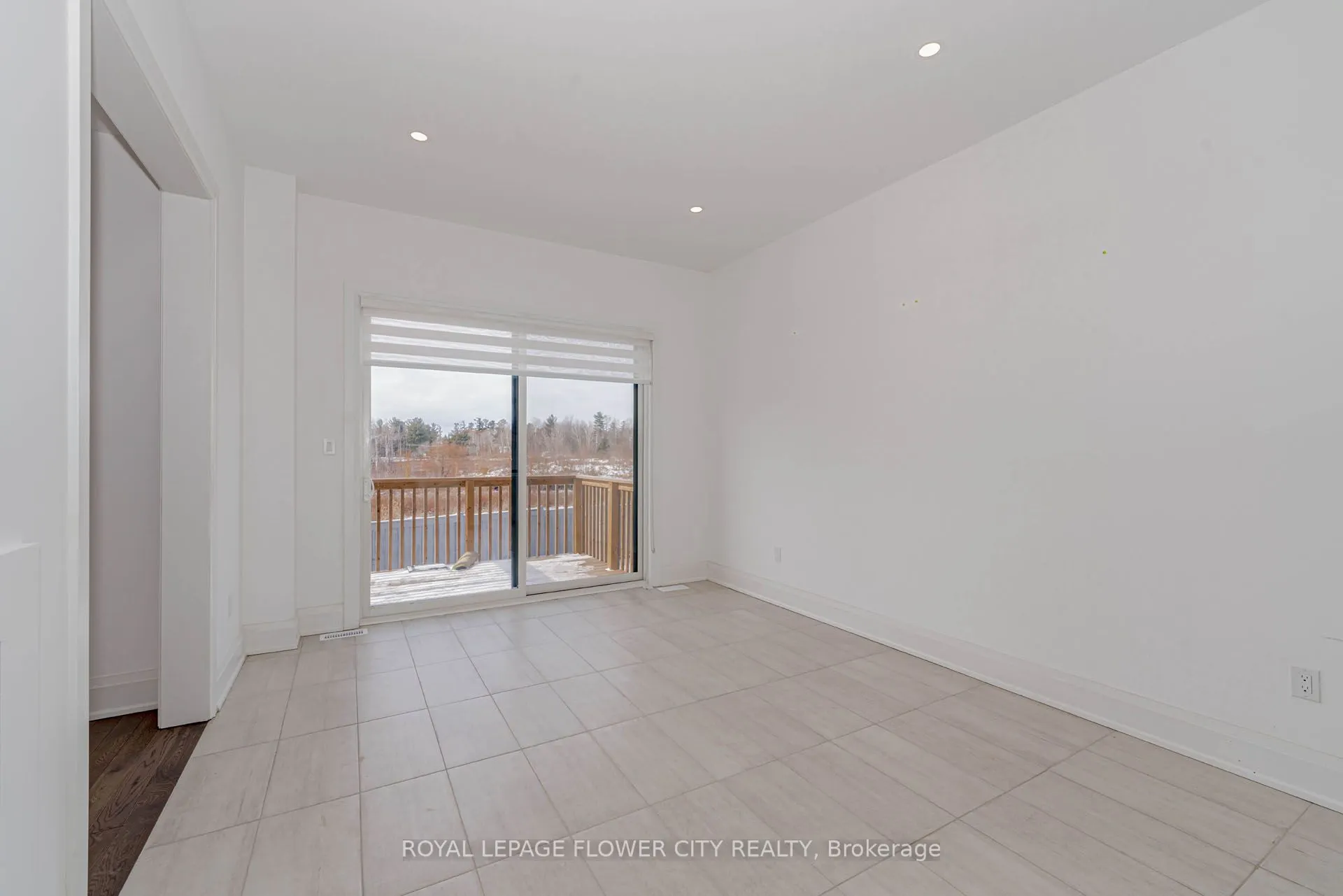 518 Kleinburg Summit Way