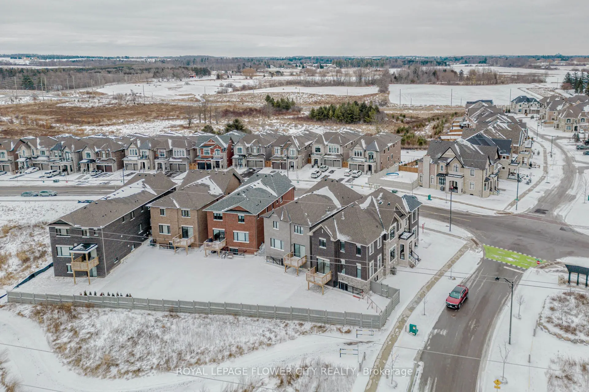 518 Kleinburg Summit Way