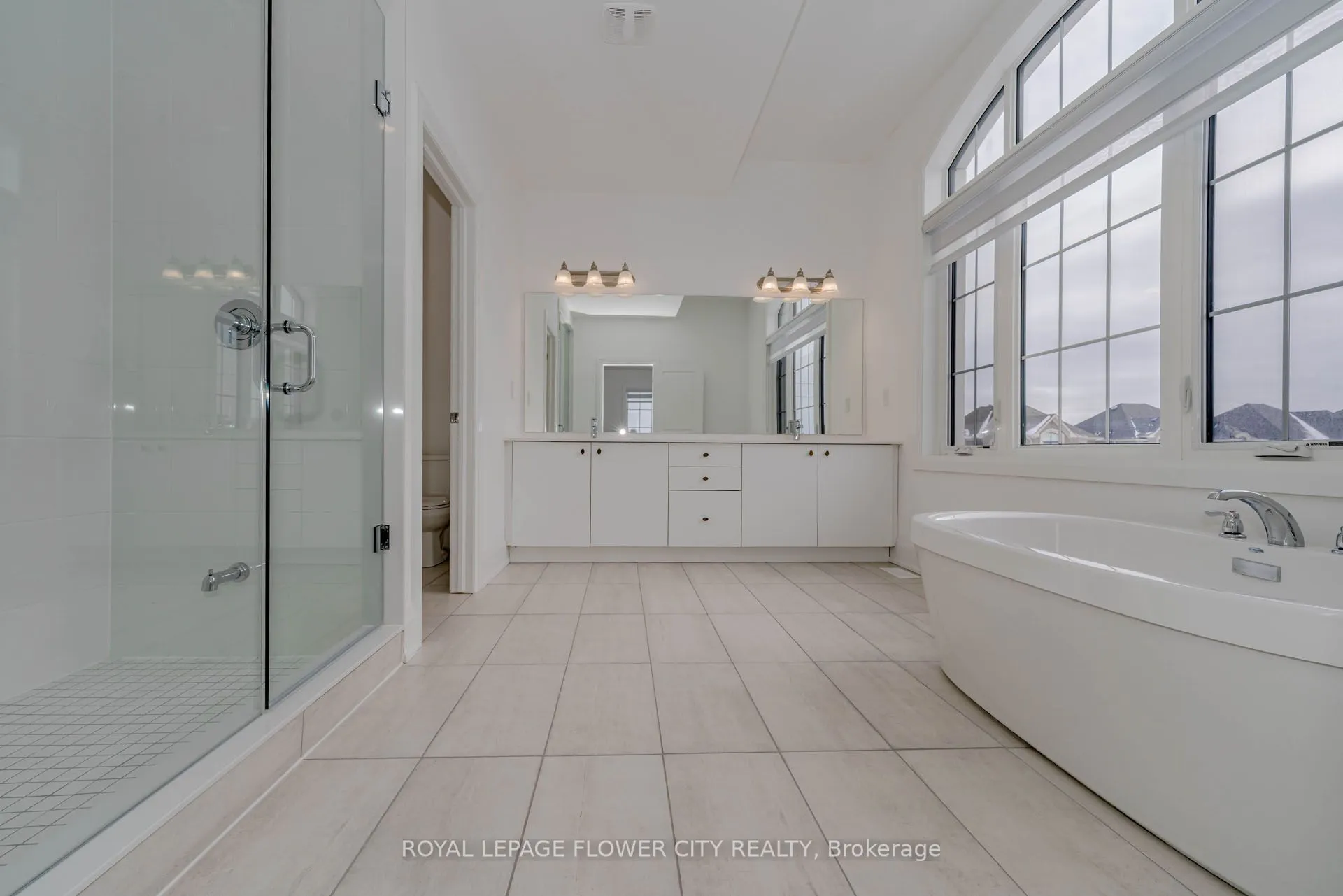 518 Kleinburg Summit Way