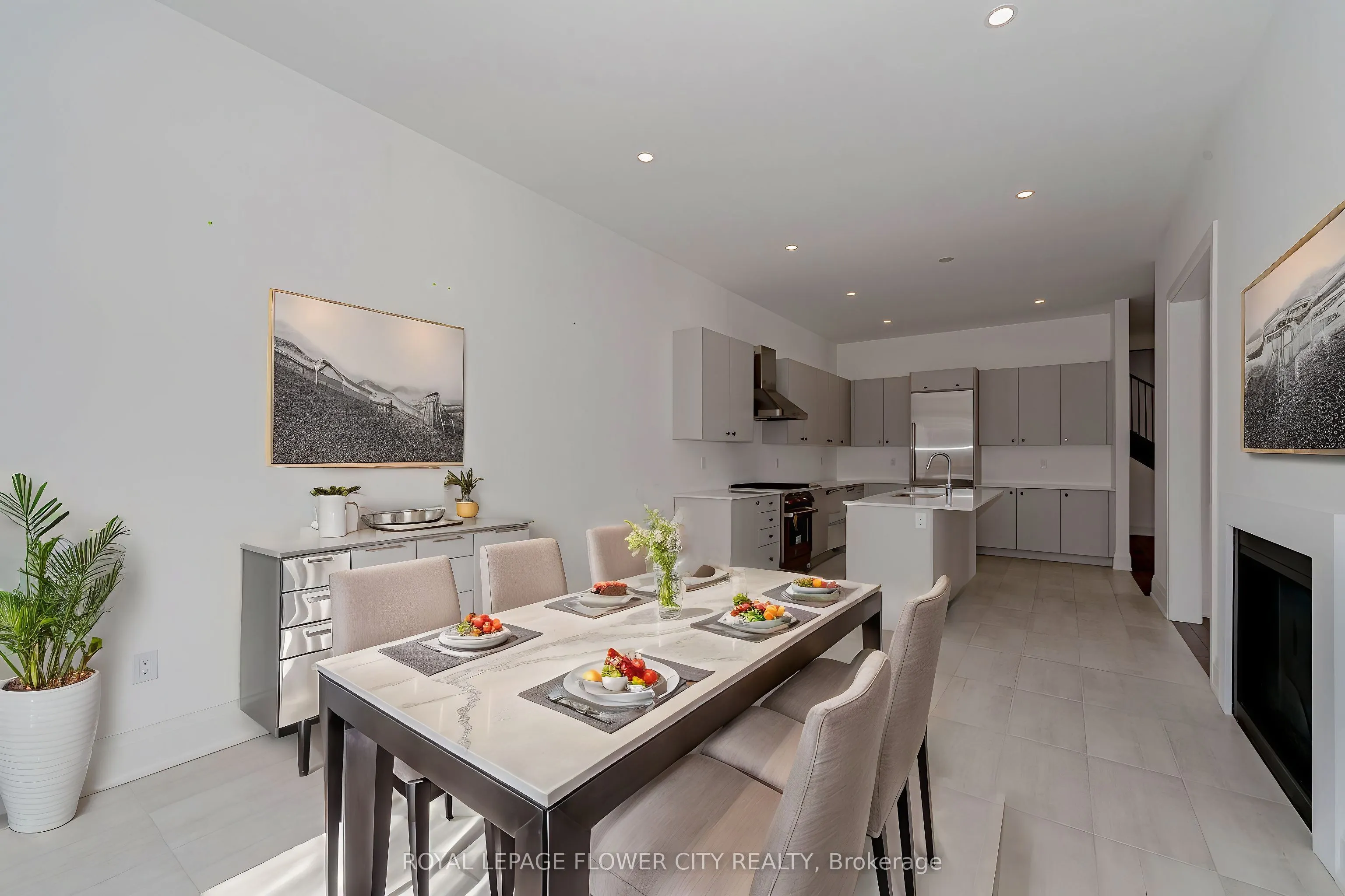 518 Kleinburg Summit Way