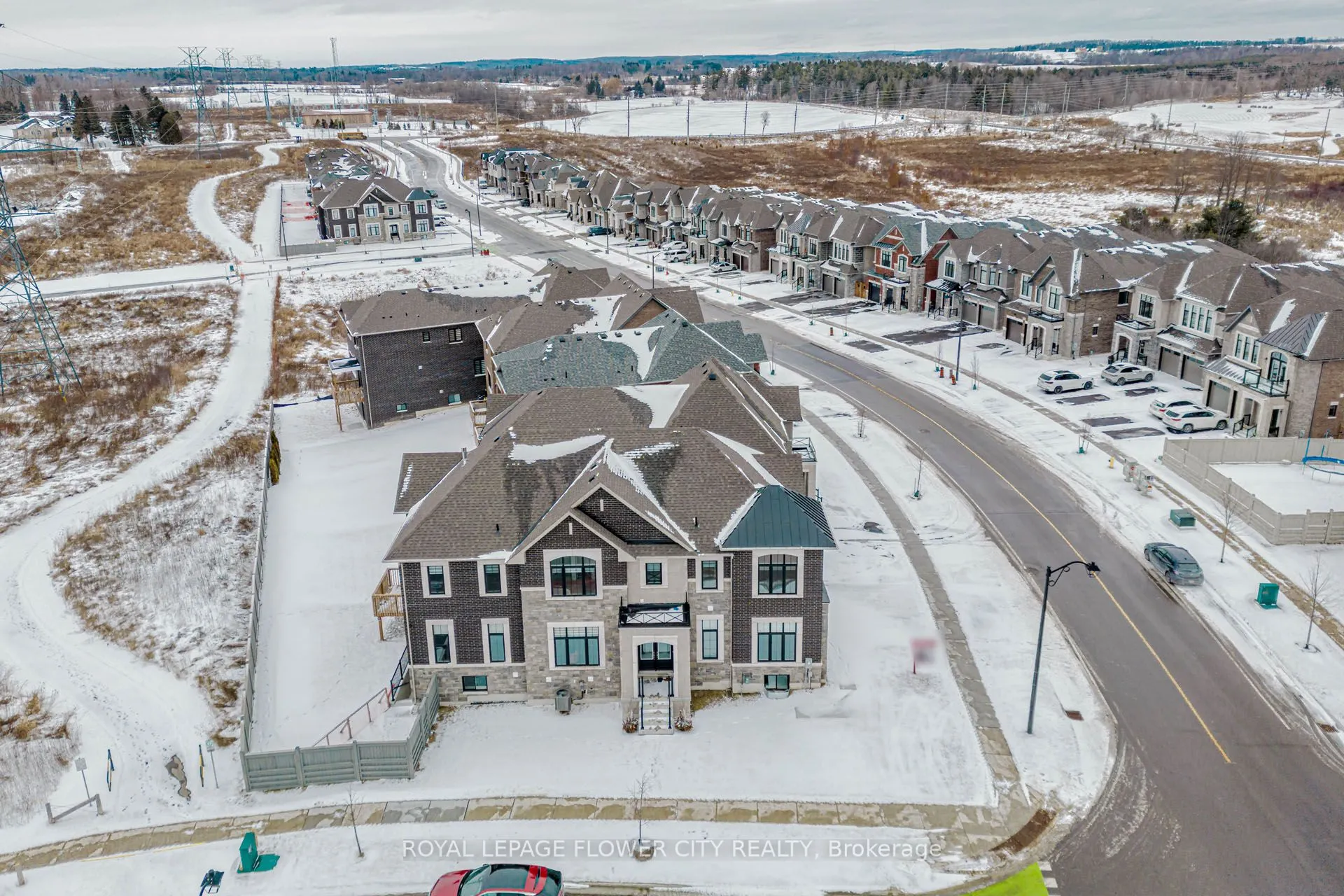 518 Kleinburg Summit Way