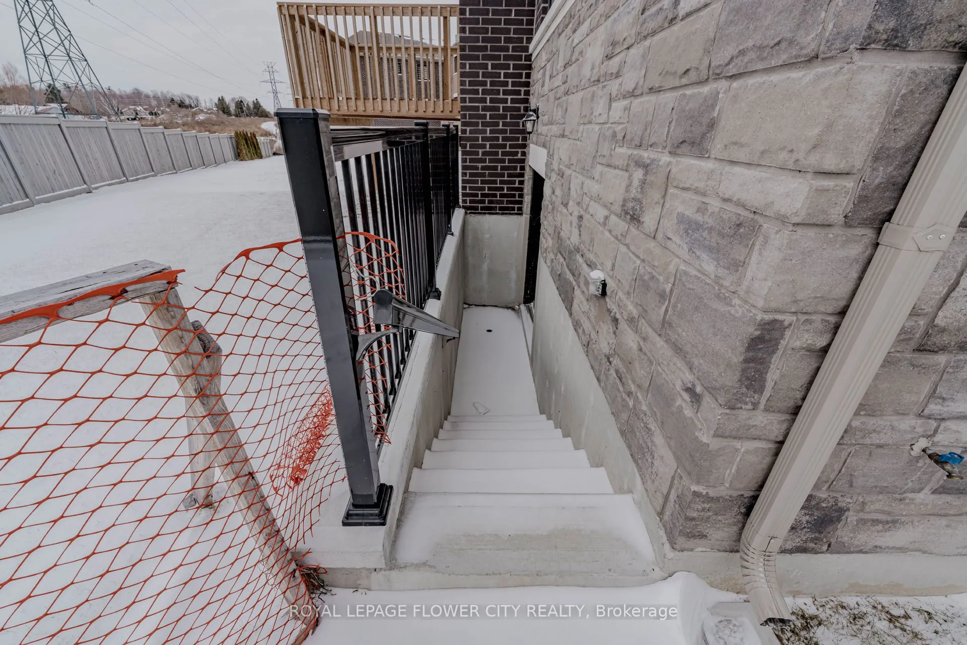 518 Kleinburg Summit Way