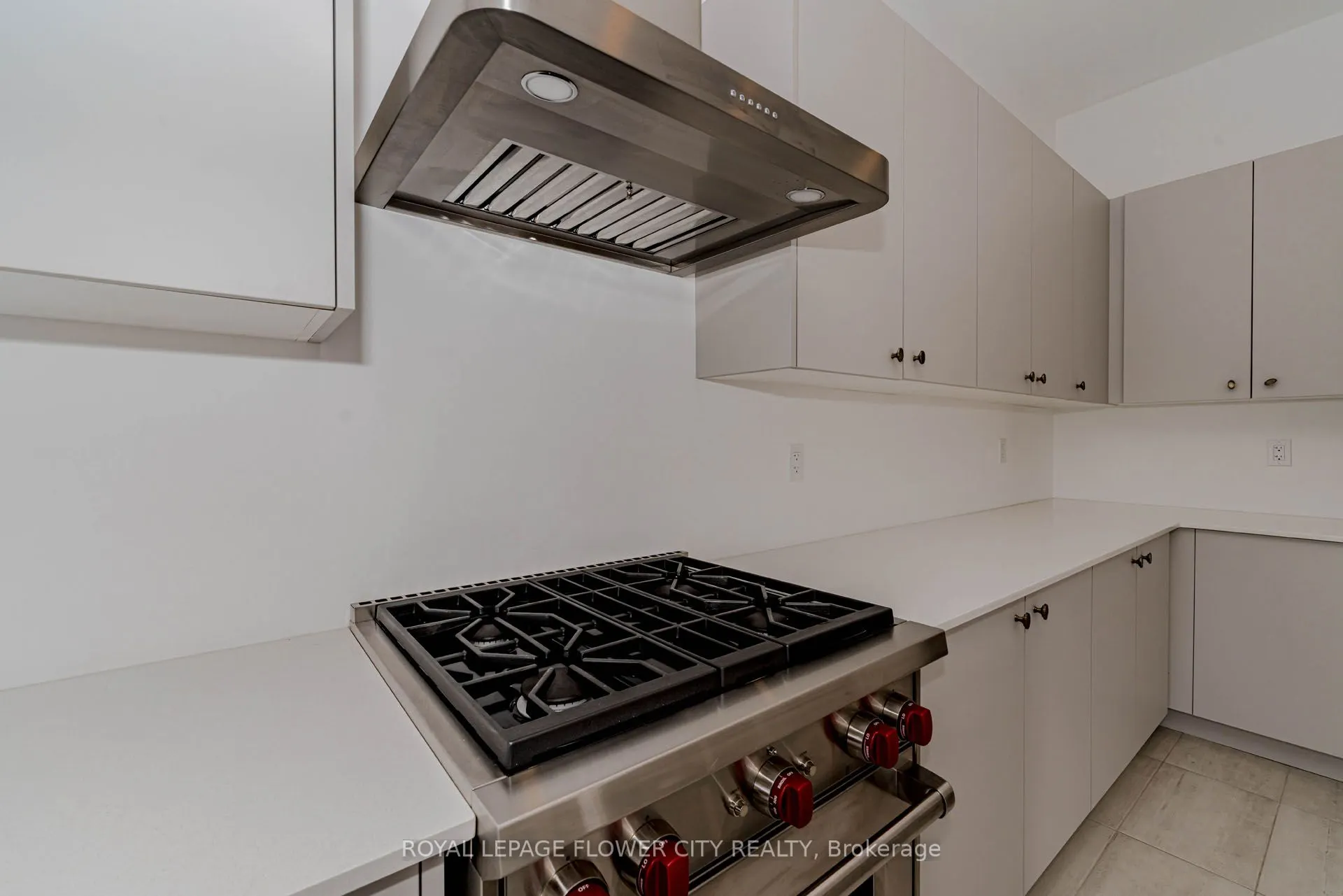 518 Kleinburg Summit Way