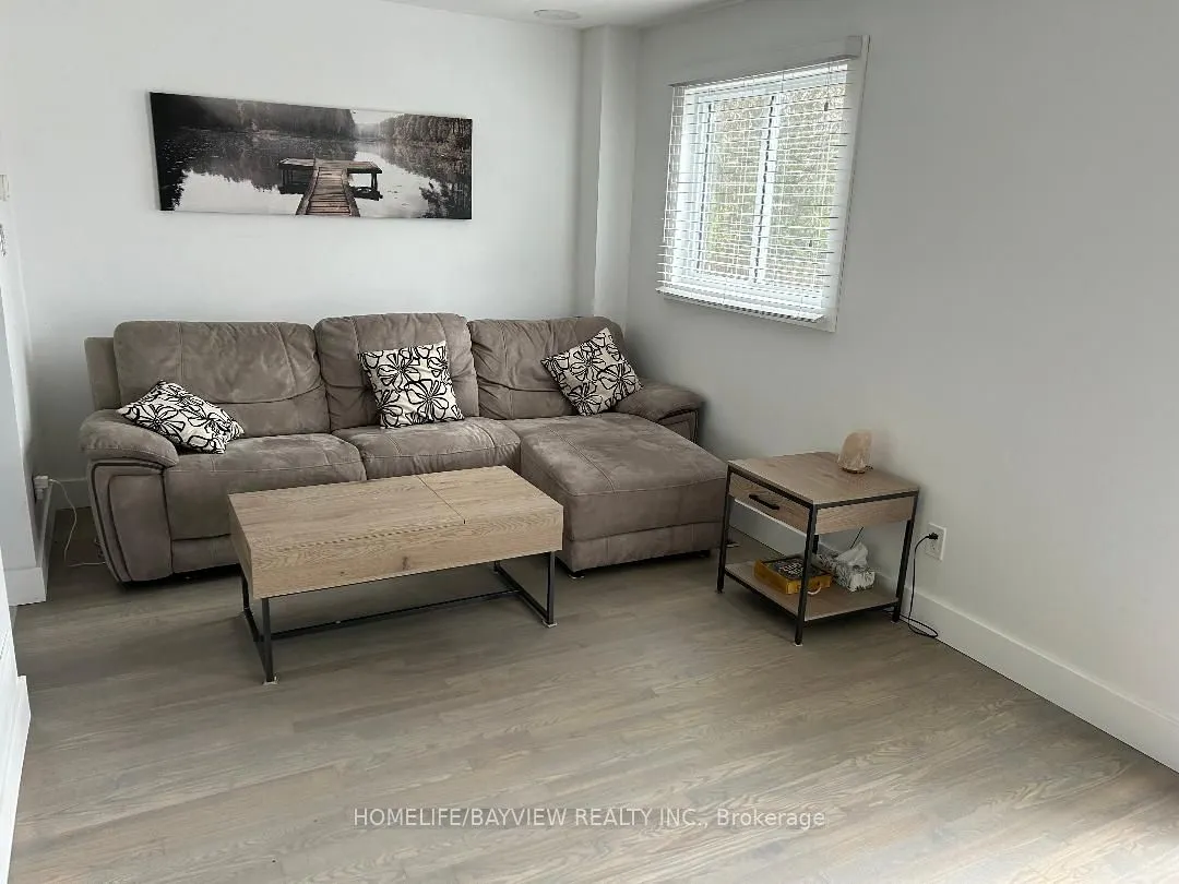 999 ANNA MARIA Avenue