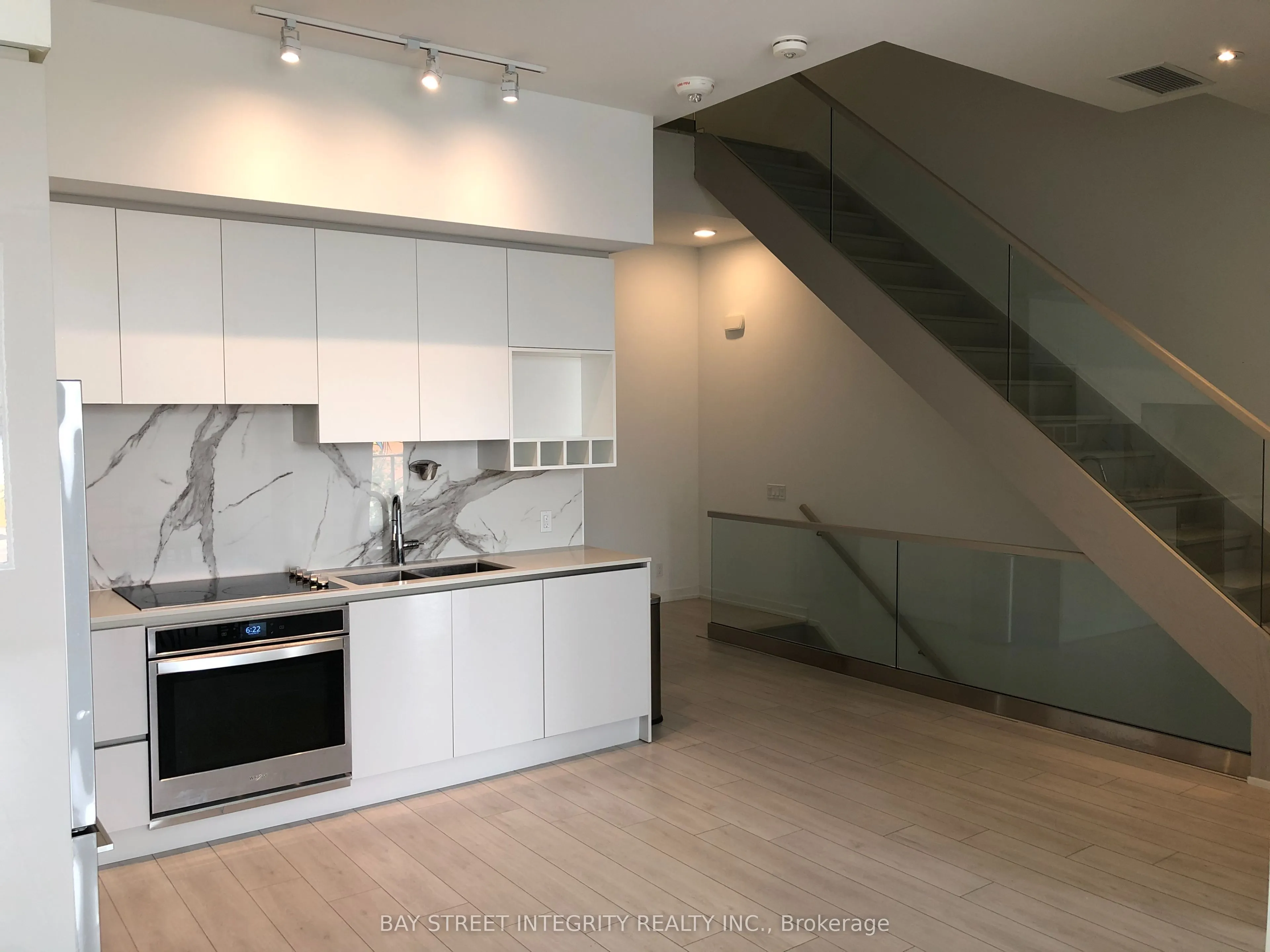 7 Buttermill Avenue, #TH21