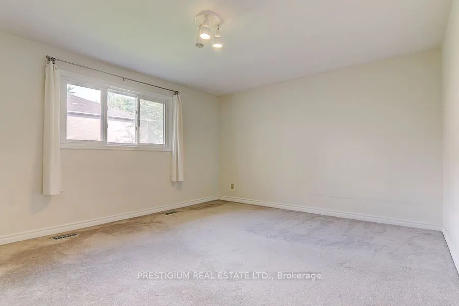 57 Laureleaf Road