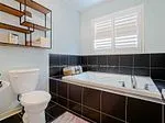 212 Armstrong Crescent N