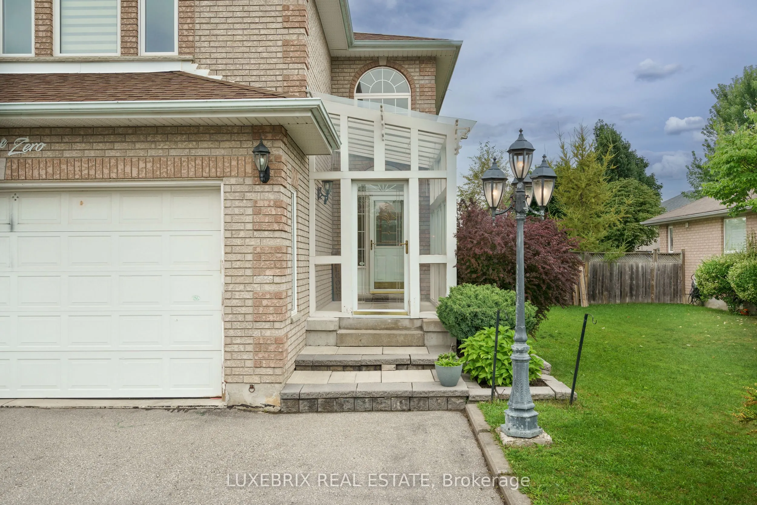 850 Leslie Drive