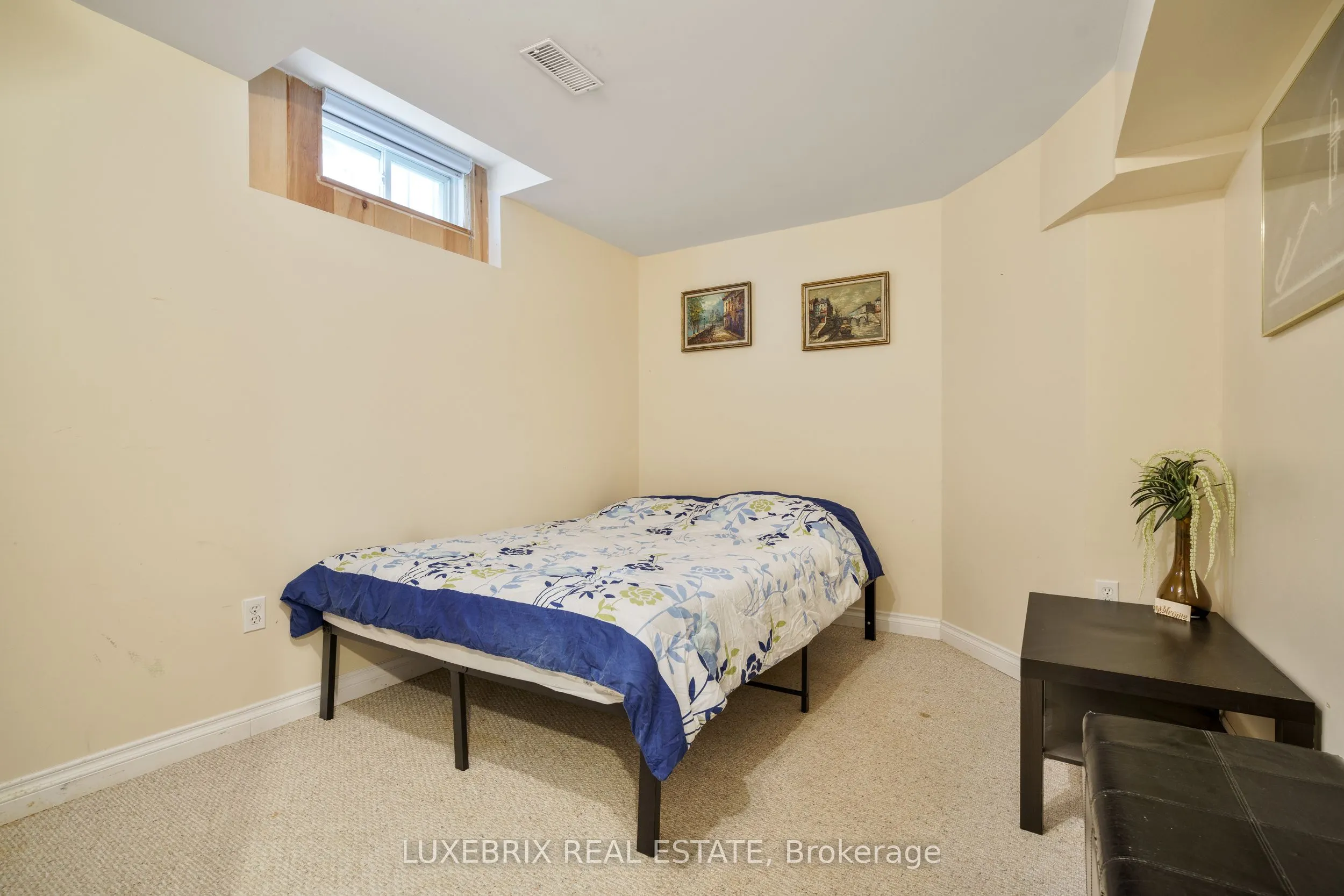 850 Leslie Drive