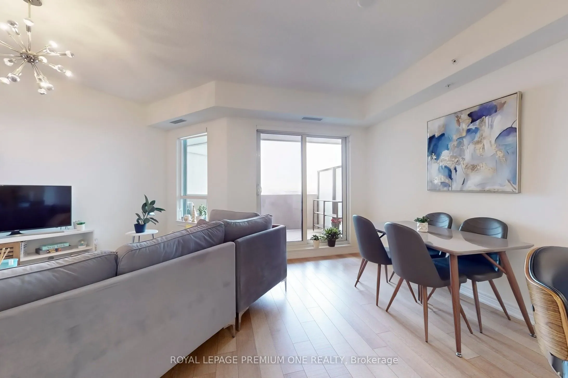 9255 Jane Street N, #1407