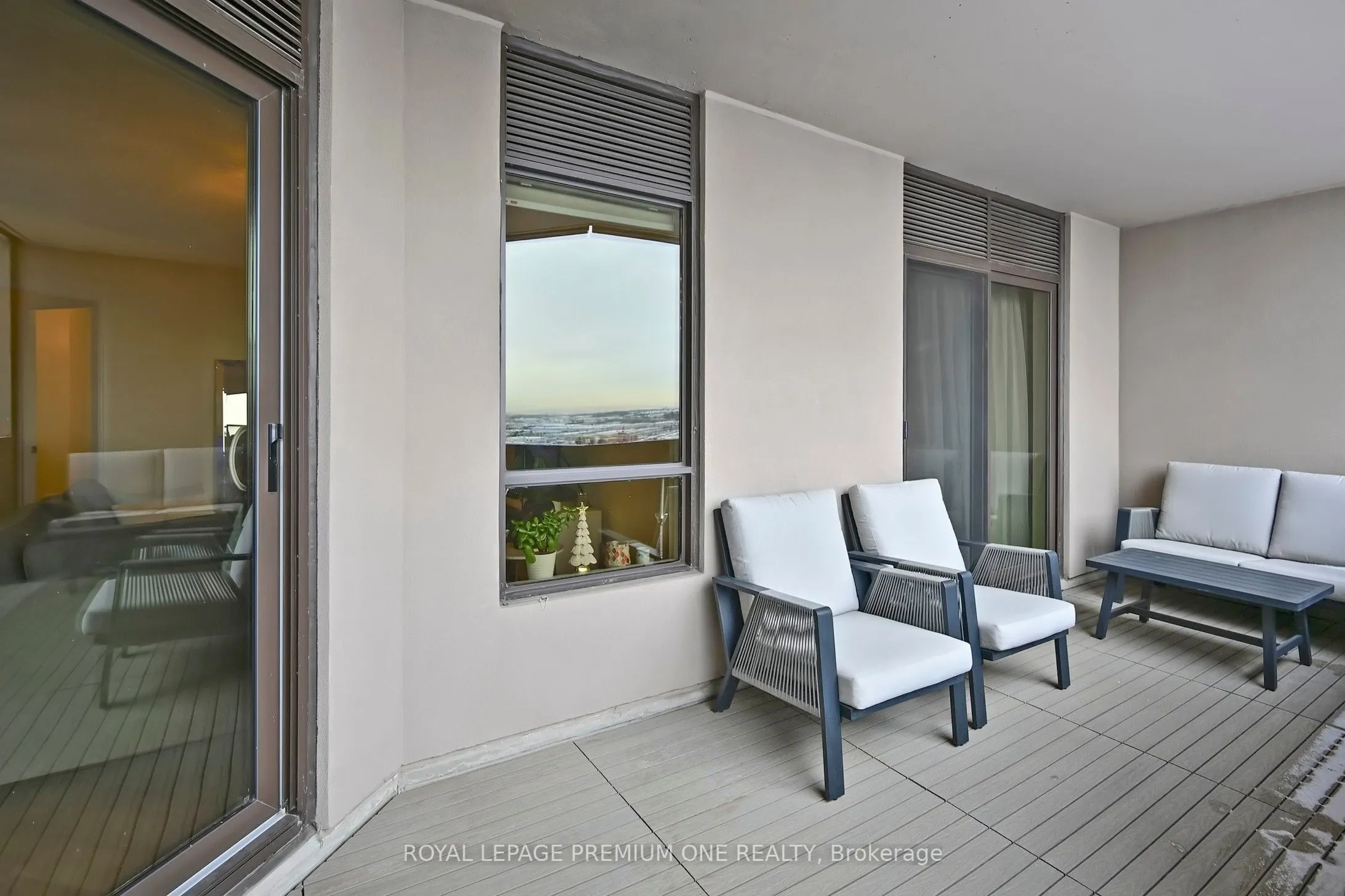 9255 Jane Street N, #1407