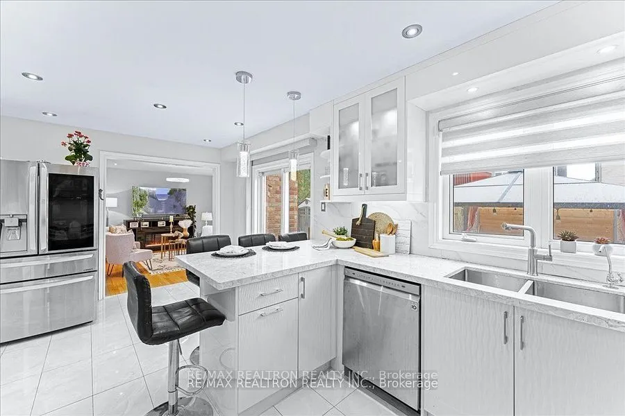 129 Flagstone Way