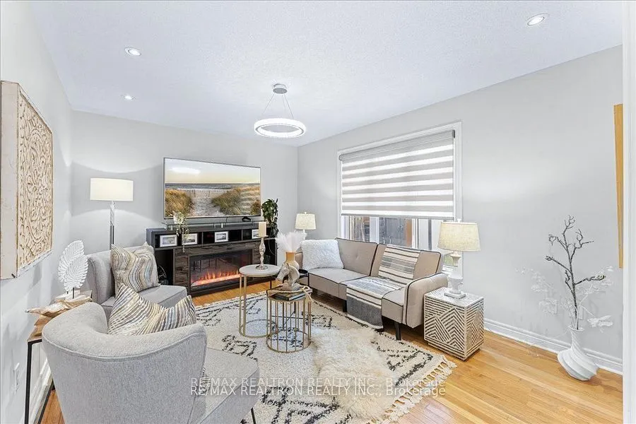 129 Flagstone Way
