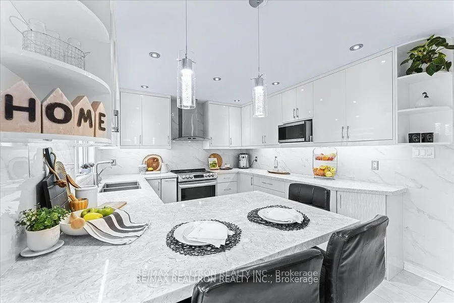 129 Flagstone Way