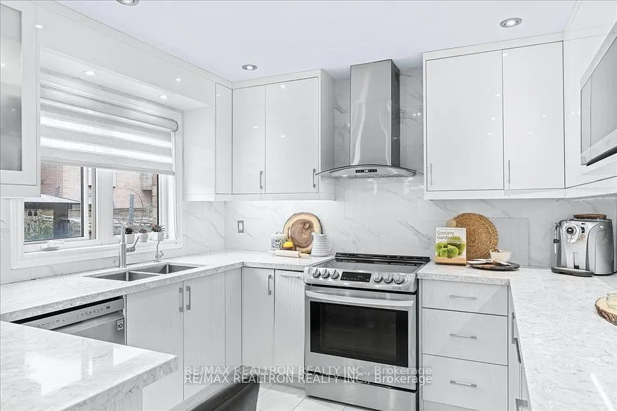 129 Flagstone Way