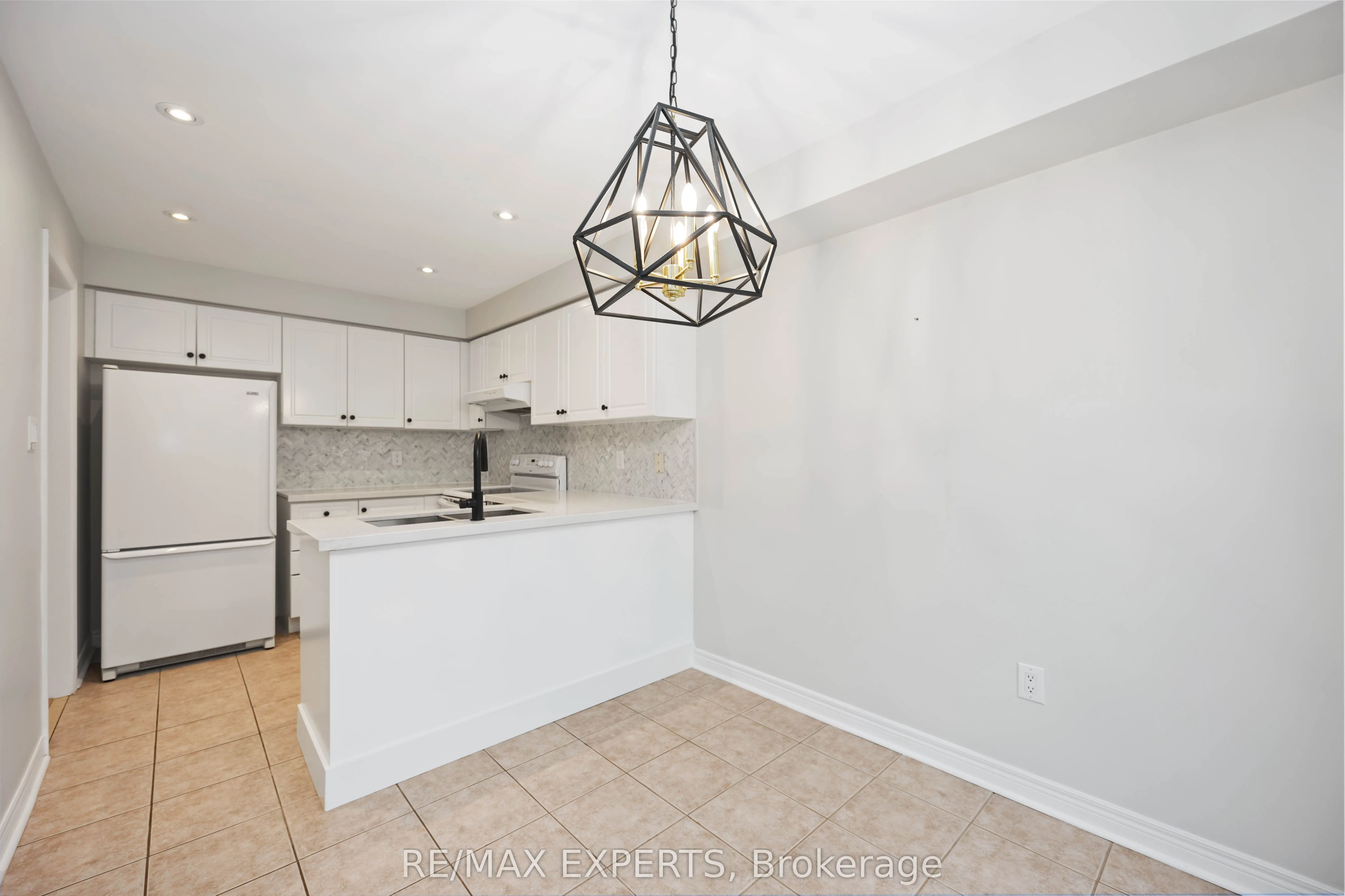 22 Laura Sabrina Drive