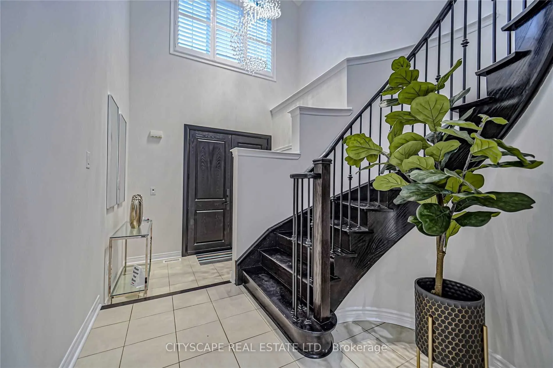 37 Silk Oak Court