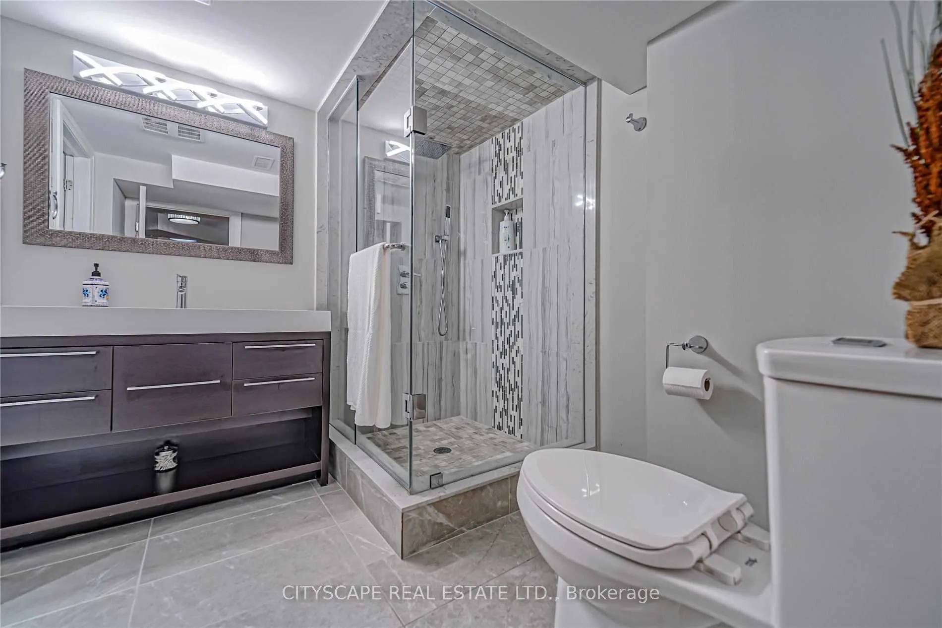 37 Silk Oak Court