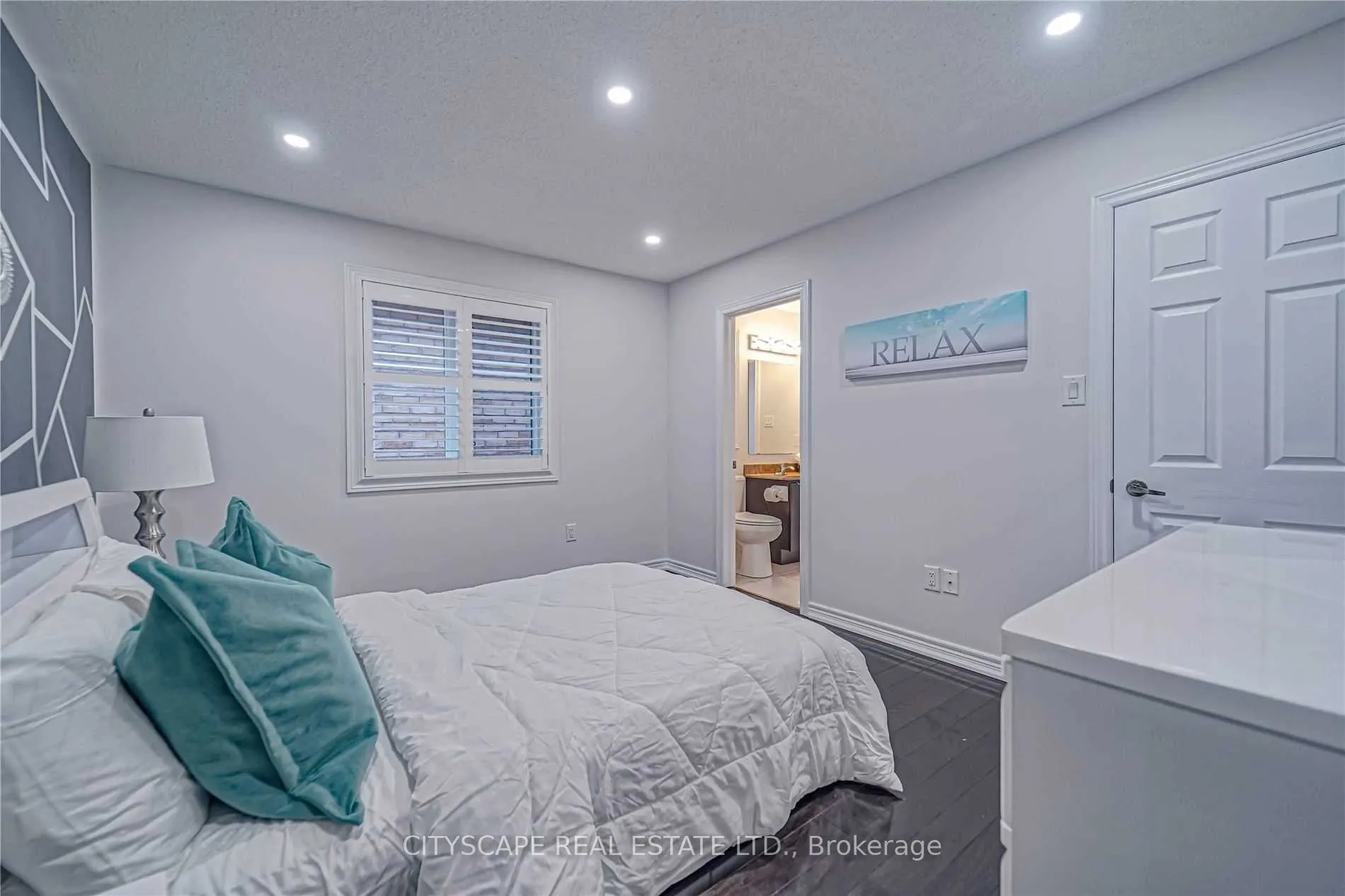 37 Silk Oak Court