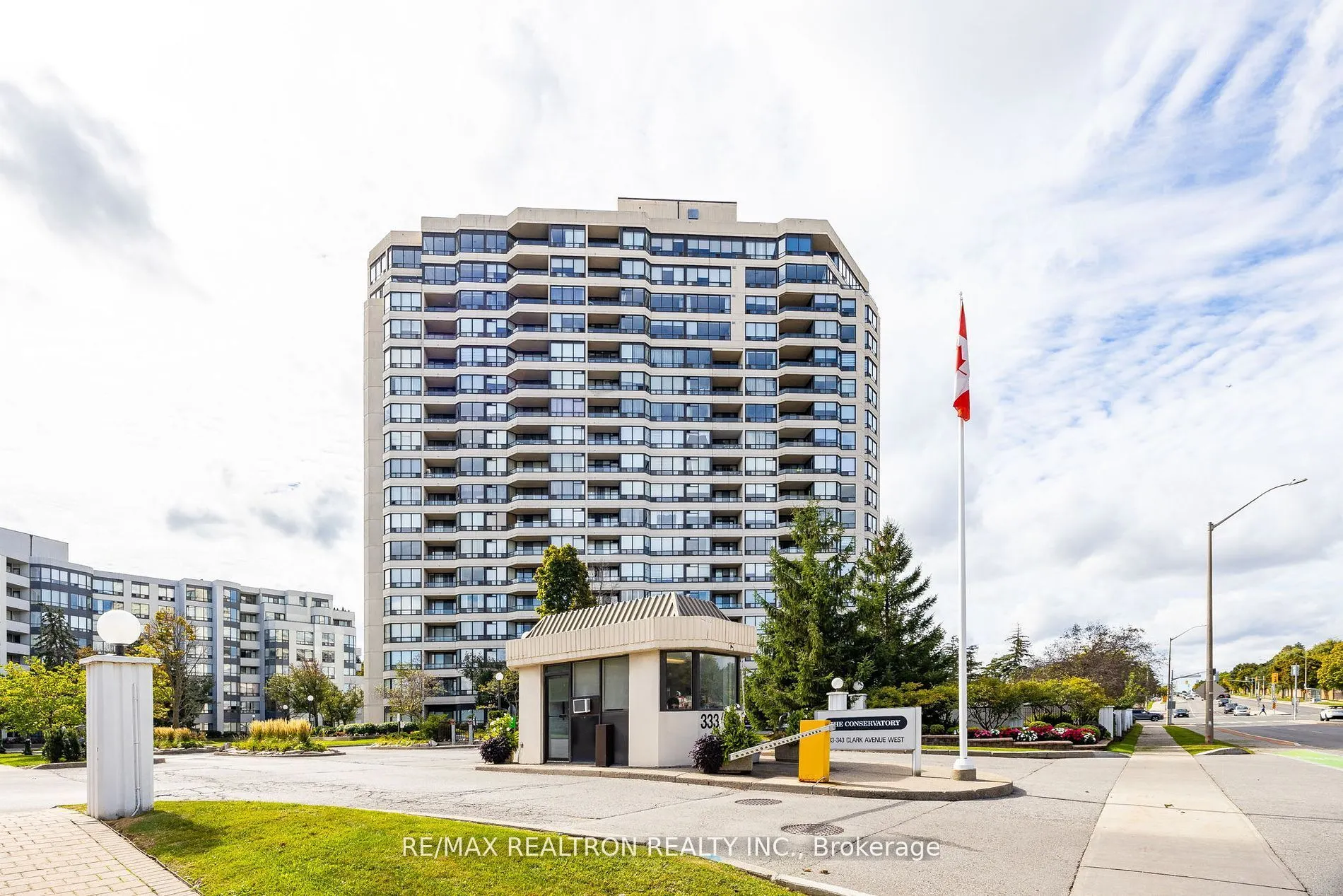 343 Clark Avenue W, #502