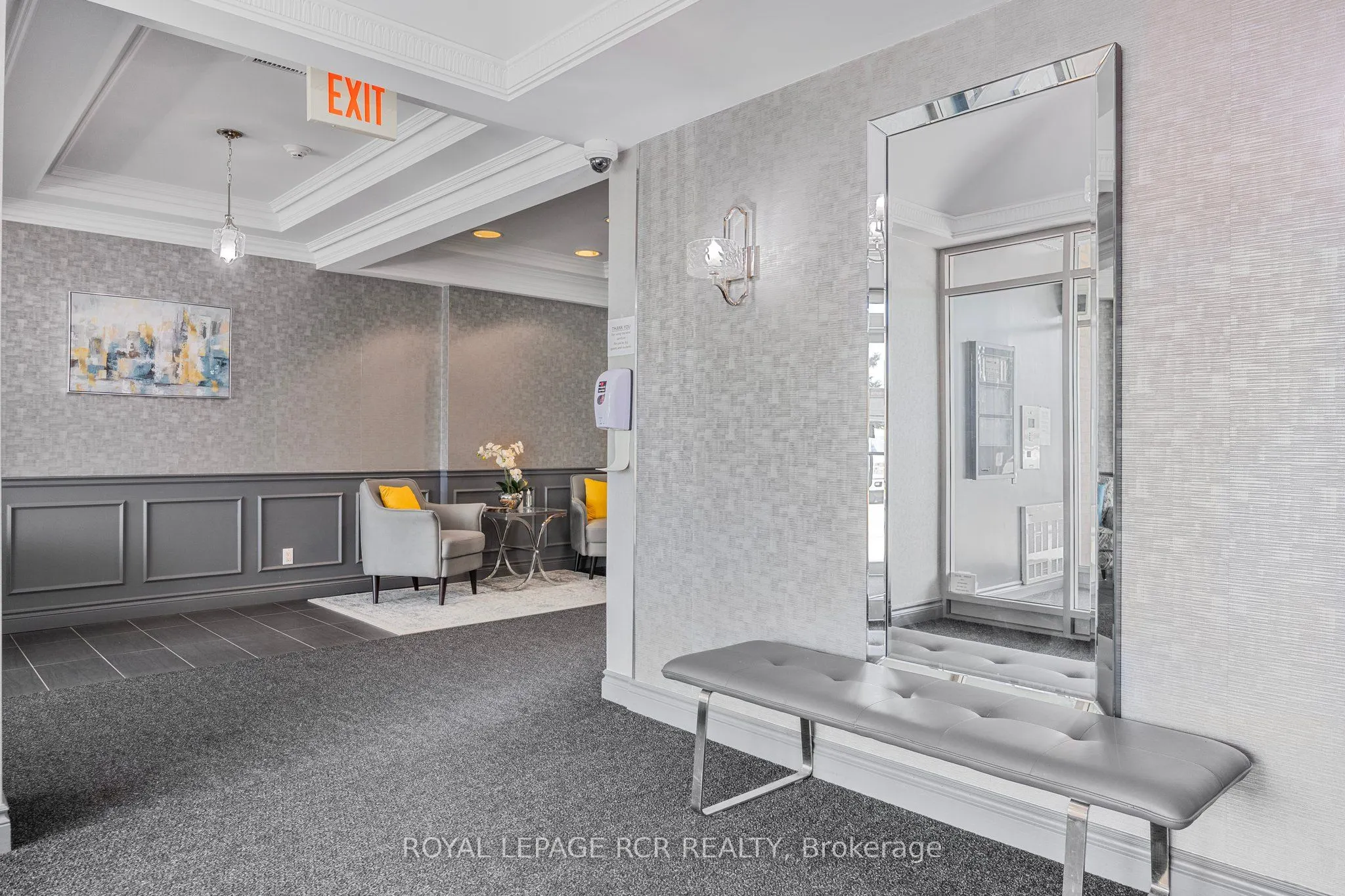 4 Briar Hill Heights, #205