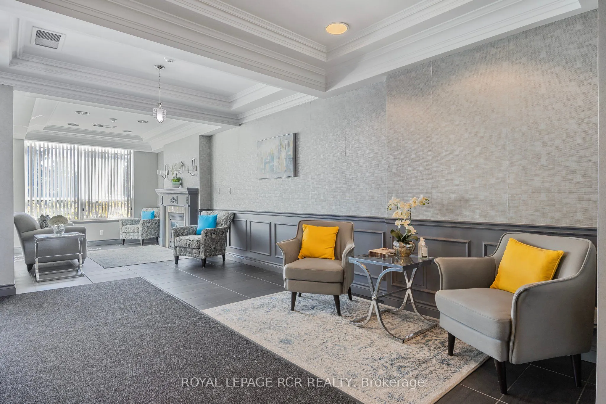 4 Briar Hill Heights, #205