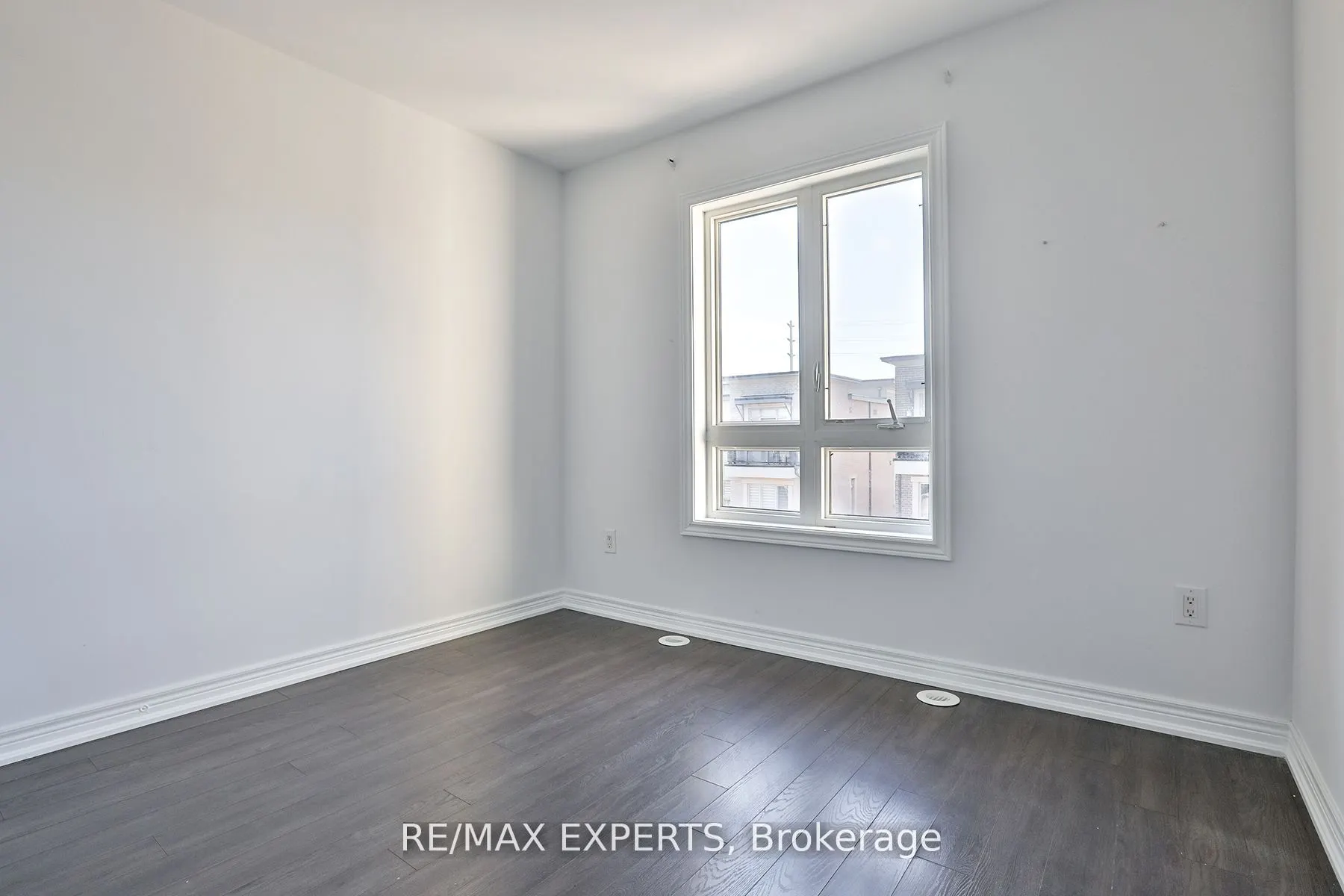 105 Kayla Crescent, #16