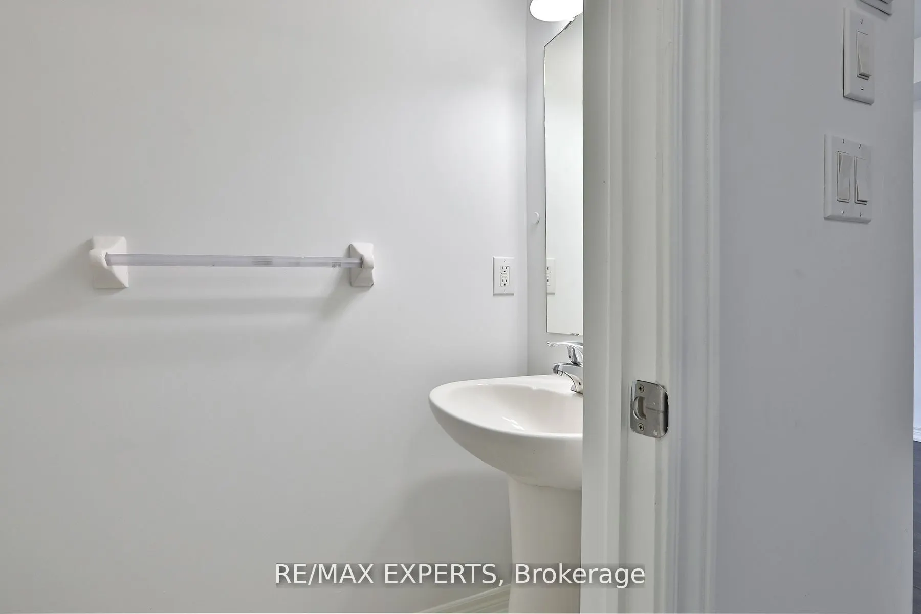 105 Kayla Crescent, #16