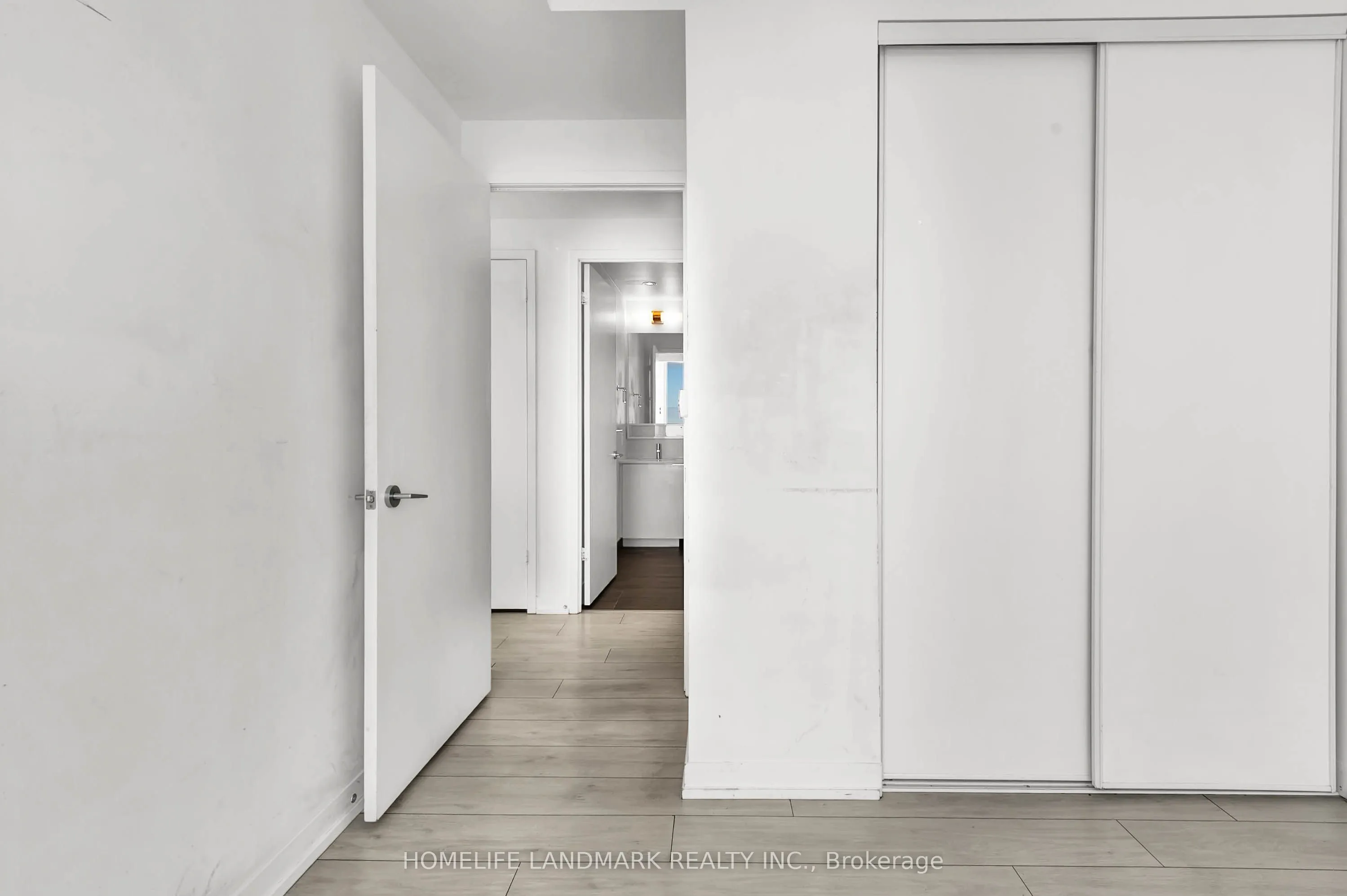 5 buttermill Avenue, #2103