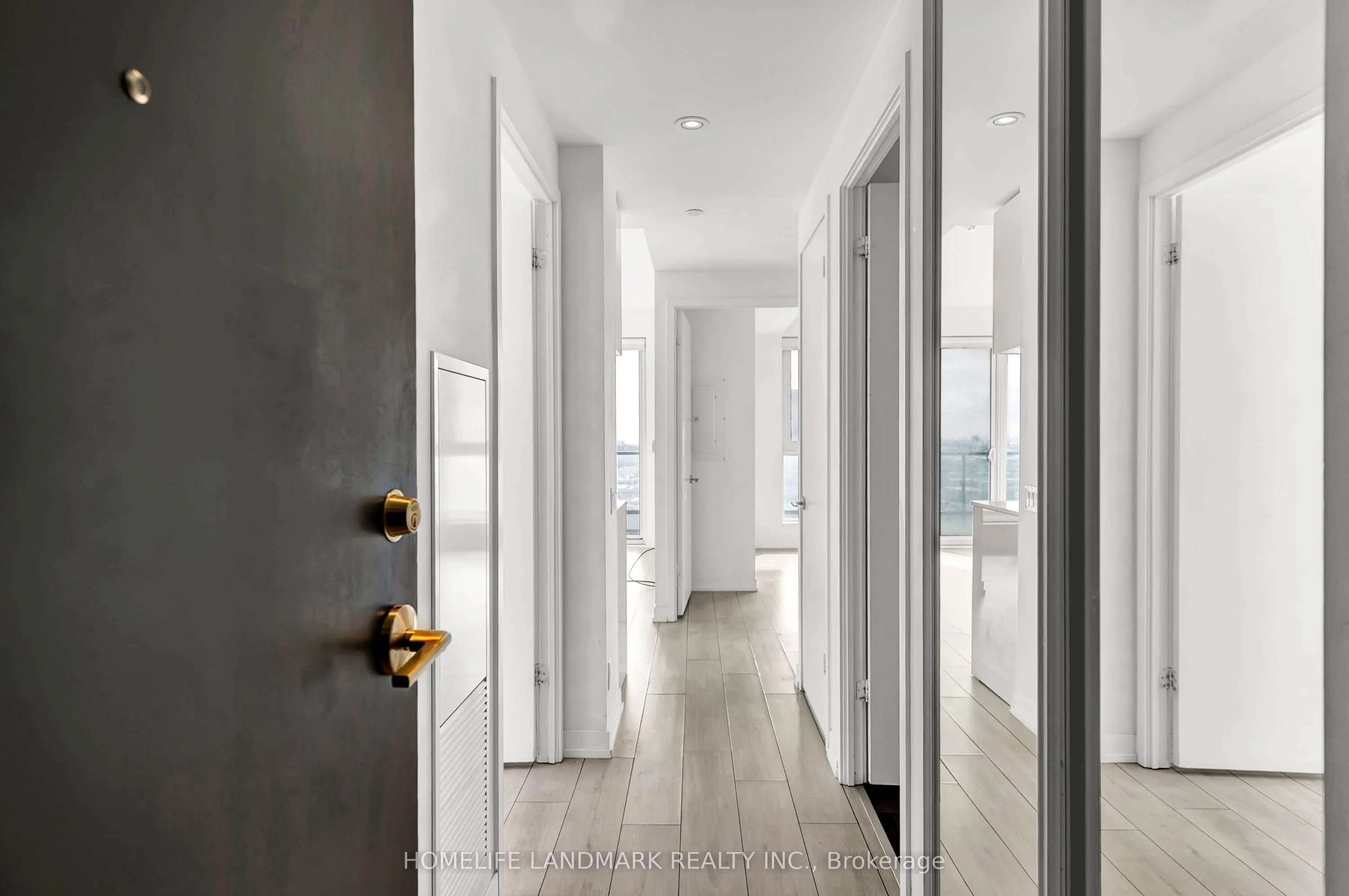 5 buttermill Avenue, #2103