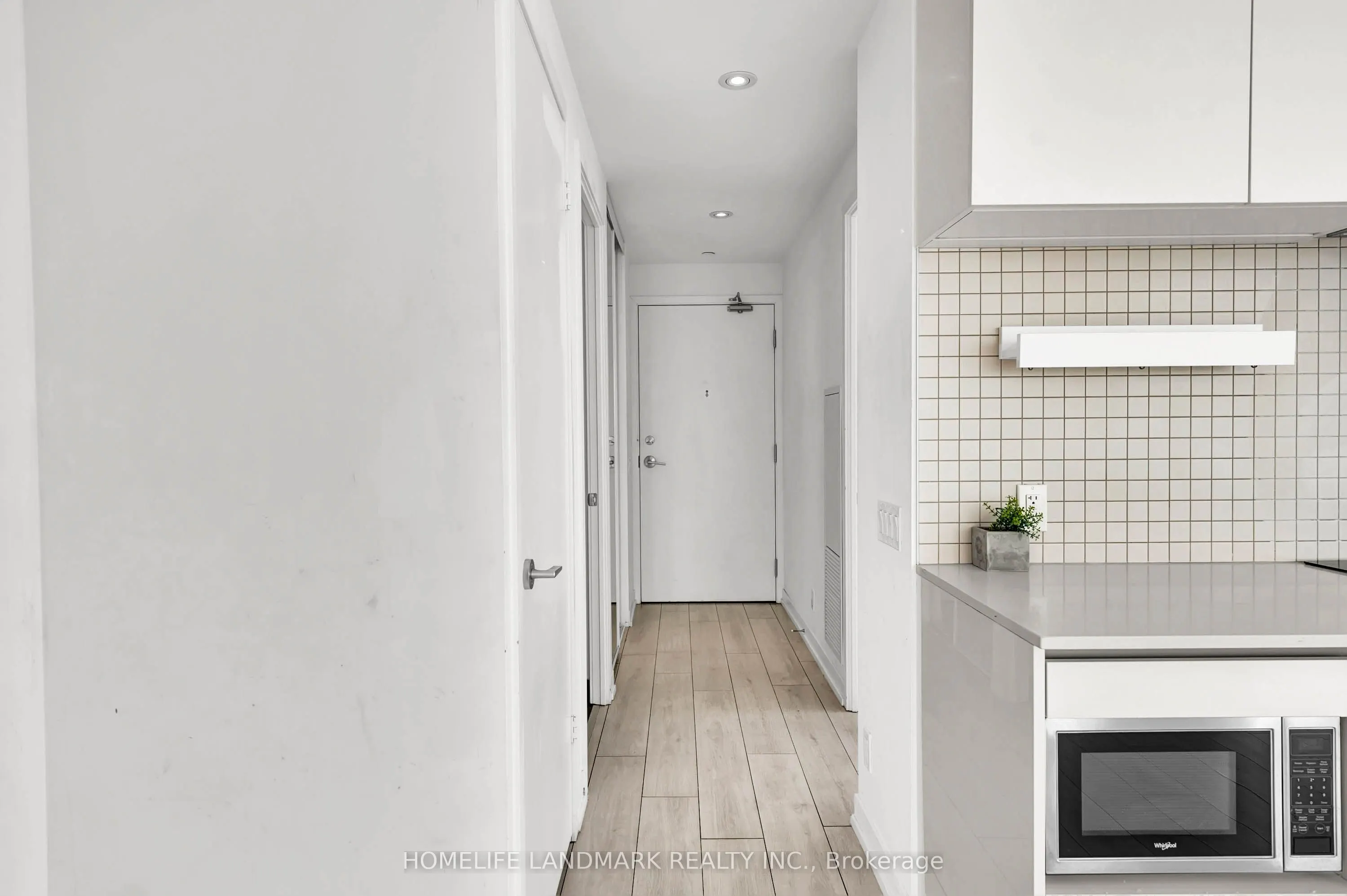 5 buttermill Avenue, #2103