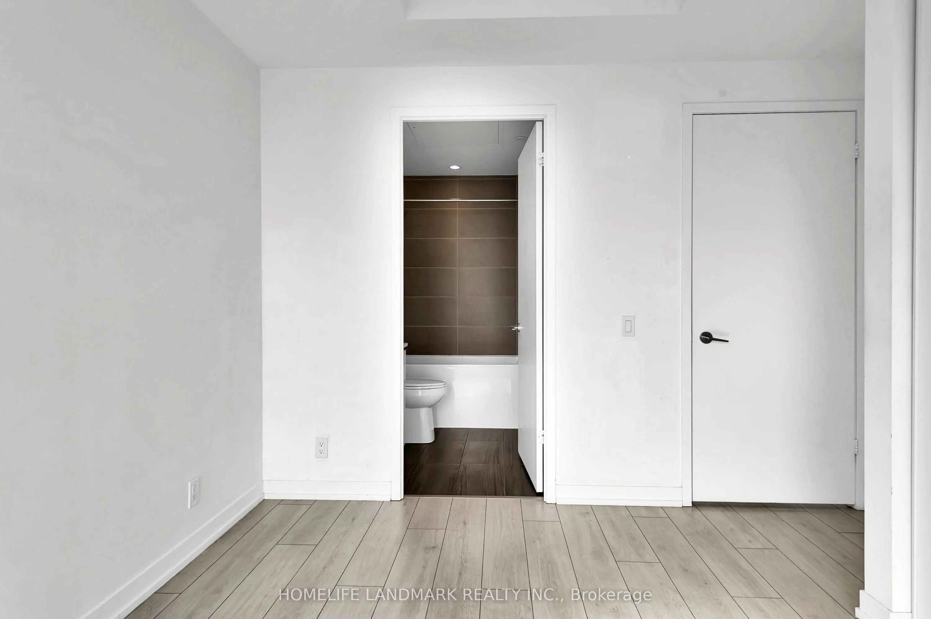 5 buttermill Avenue, #2103