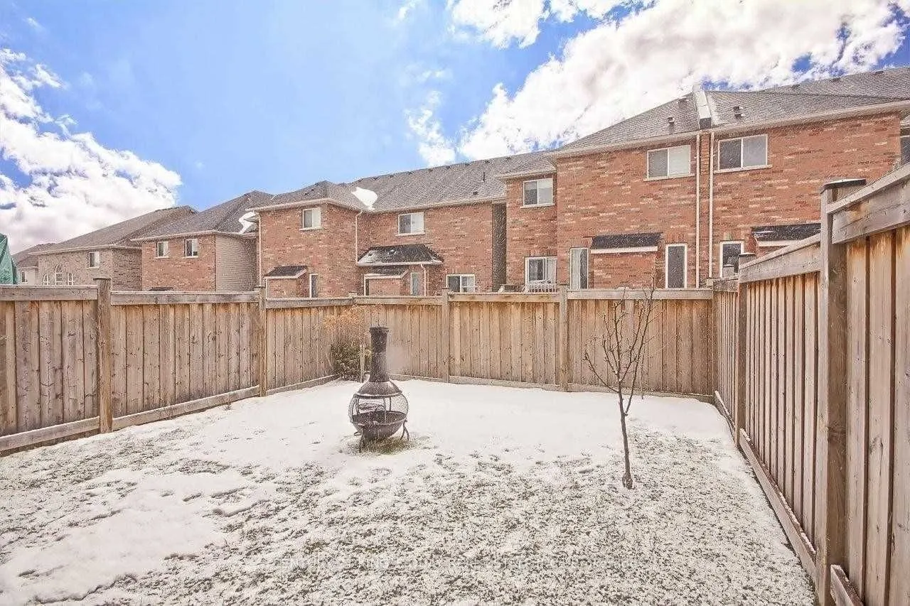 5 Bardawill Avenue