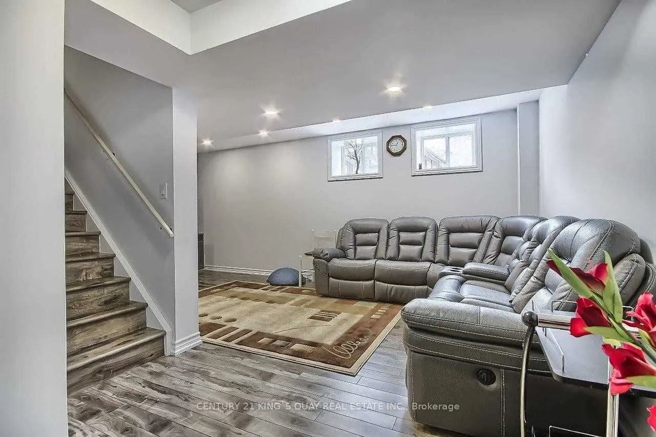 5 Bardawill Avenue