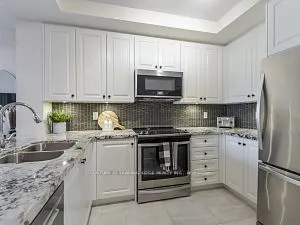 25 BAKER HILL Boulevard, #215