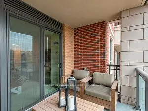 25 BAKER HILL Boulevard, #215