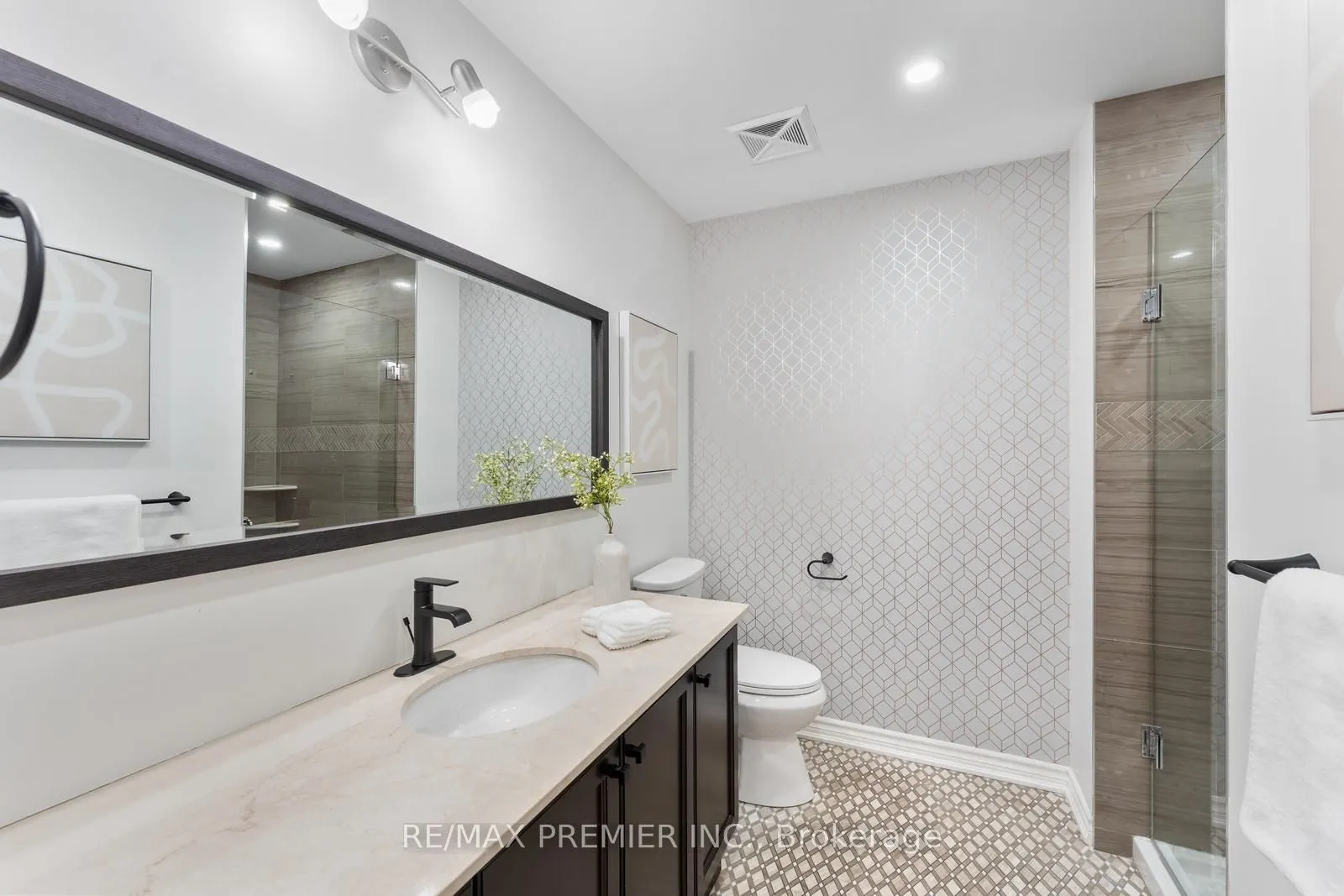 9255 Jane Street, #602
