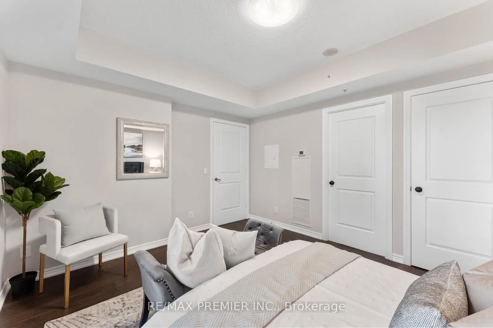 9255 Jane Street, #602