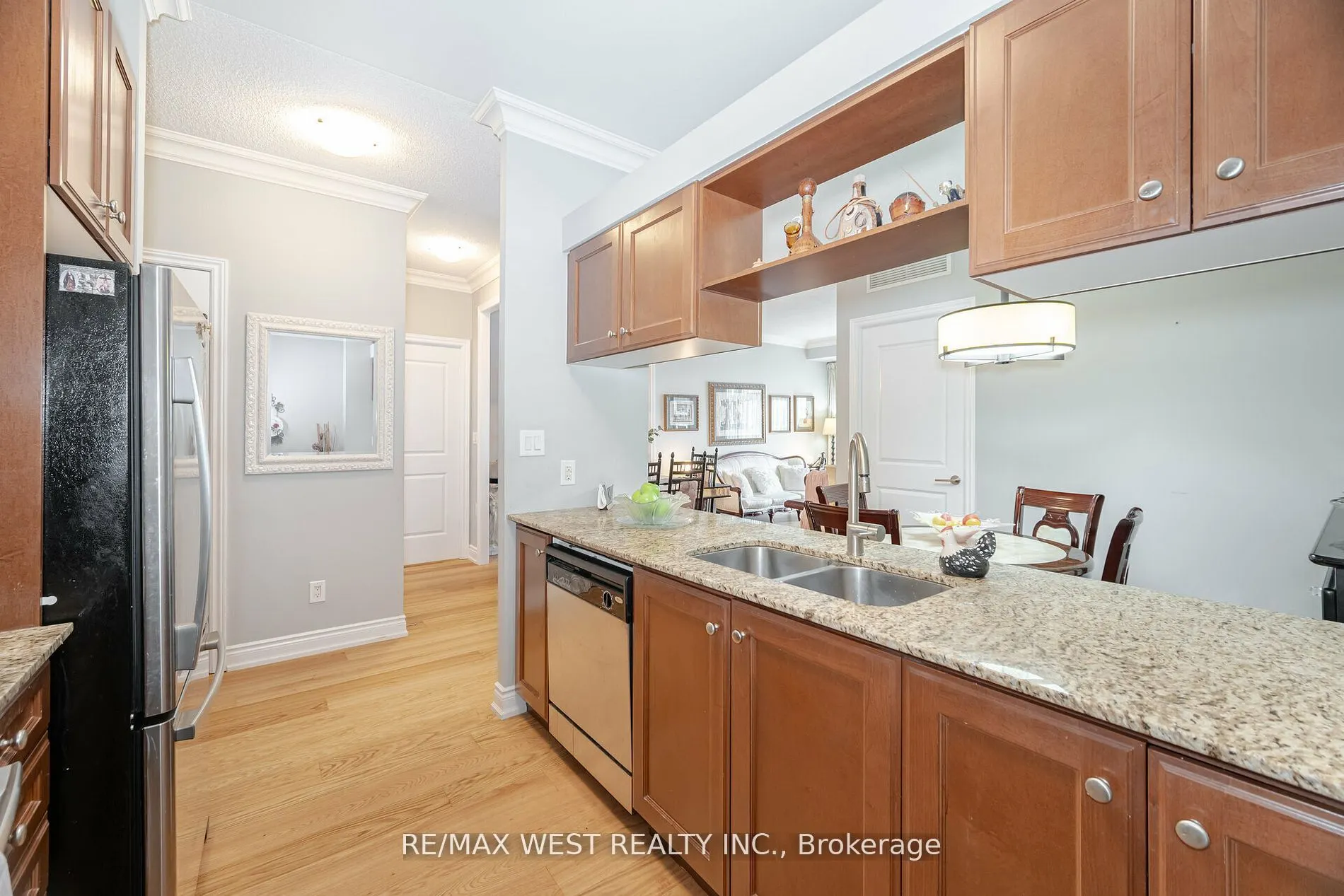 281 Woodbridge Avenue #509