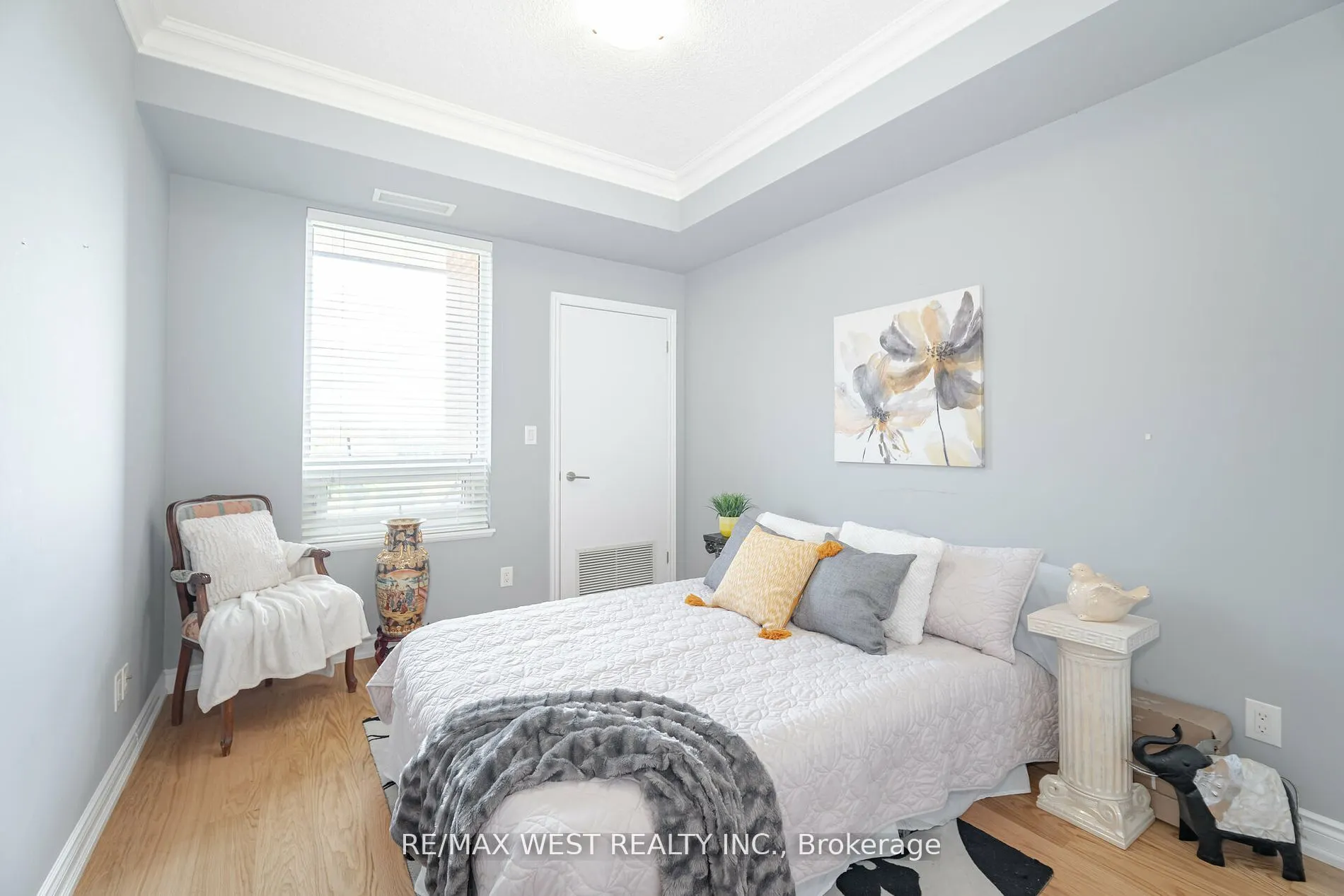 281 Woodbridge Avenue #509
