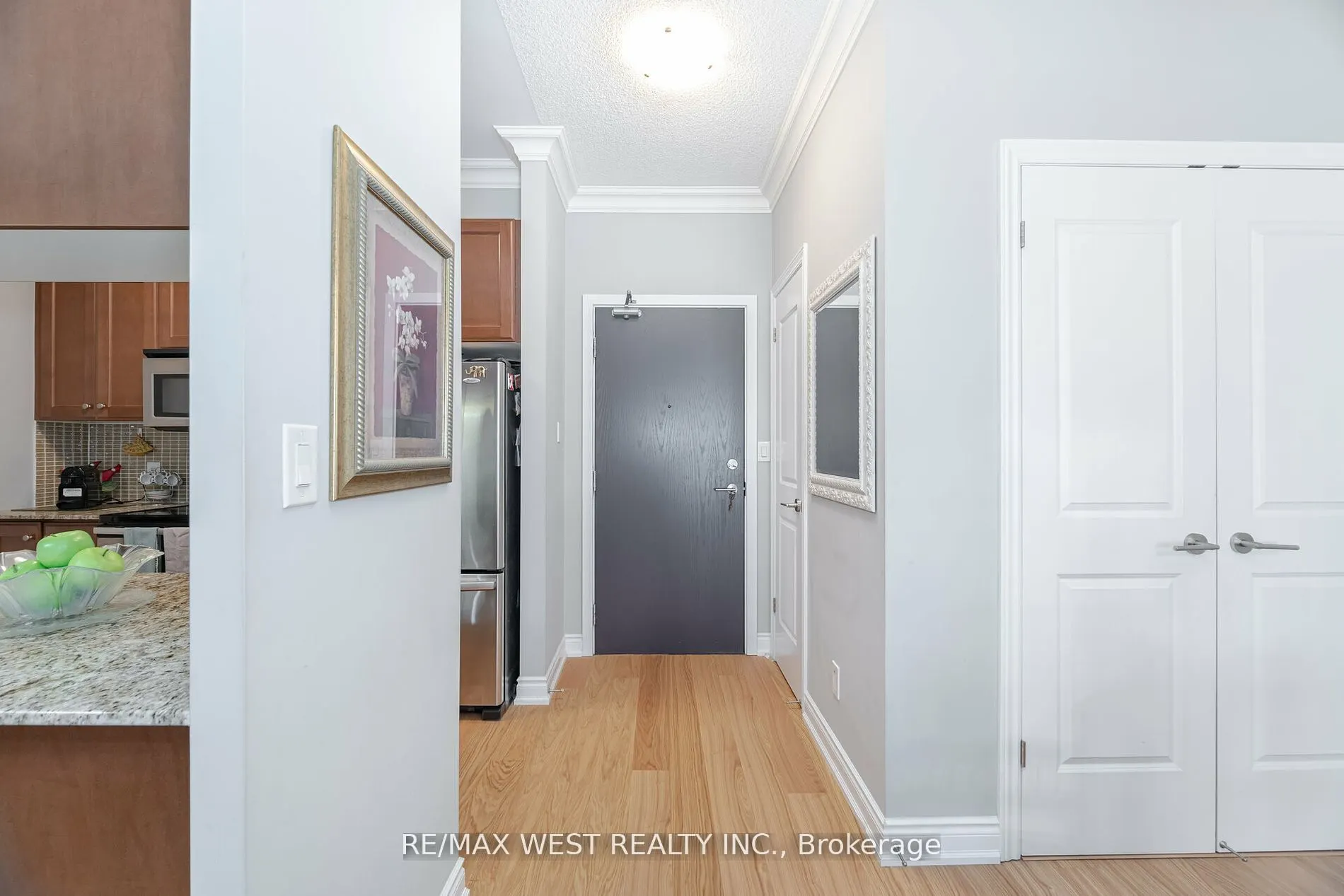 281 Woodbridge Avenue #509