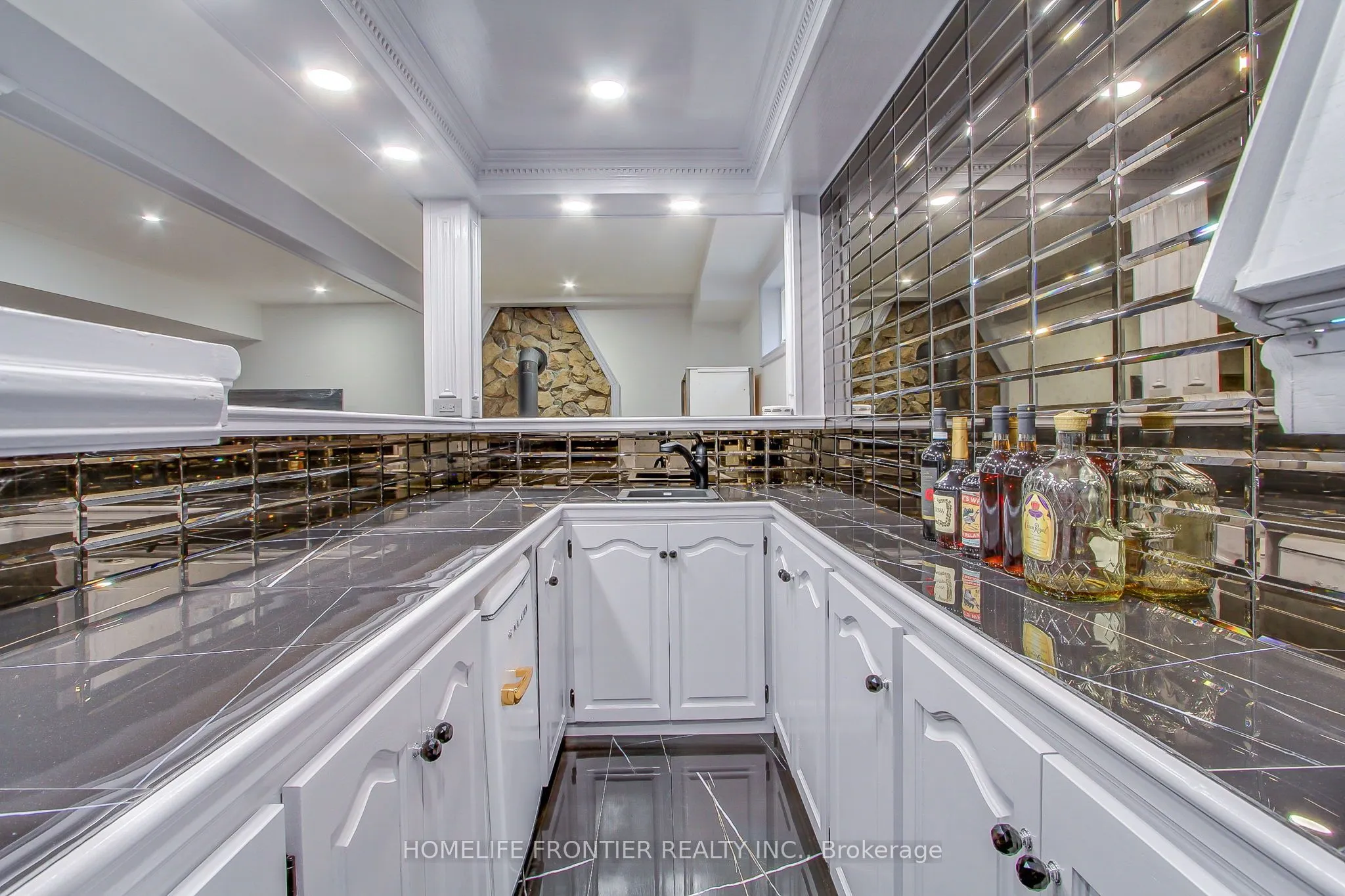 177 Hedge Road