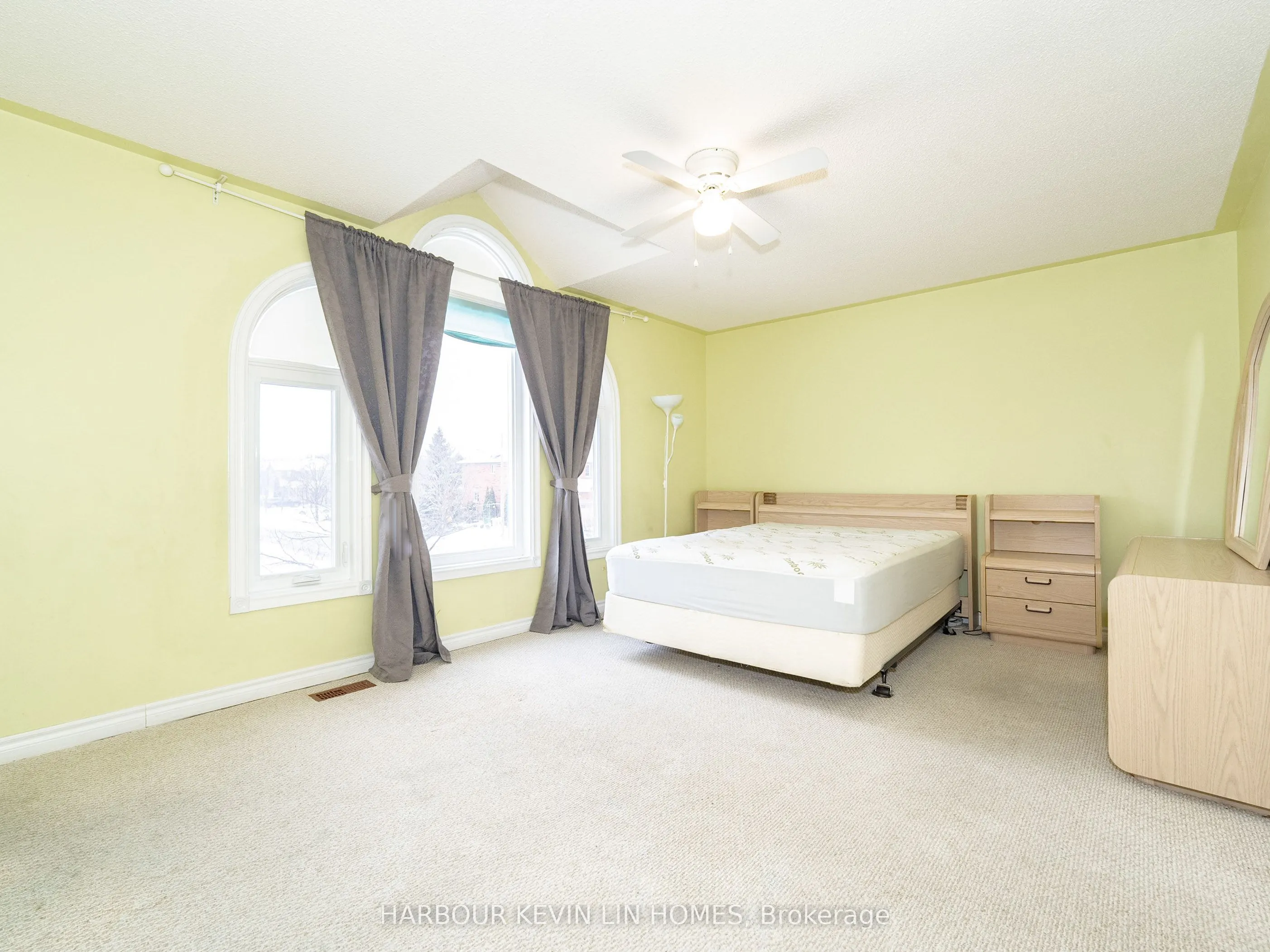 Main - 67 Sunridge Street