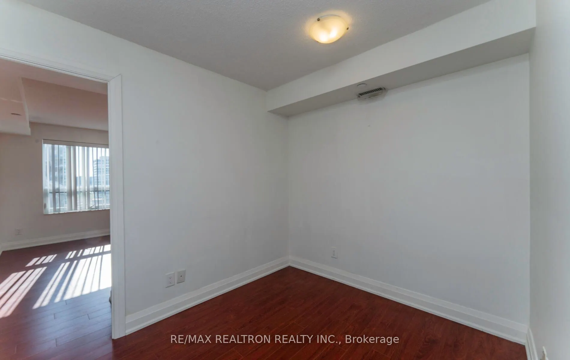 1 Uptown Drive, #1603