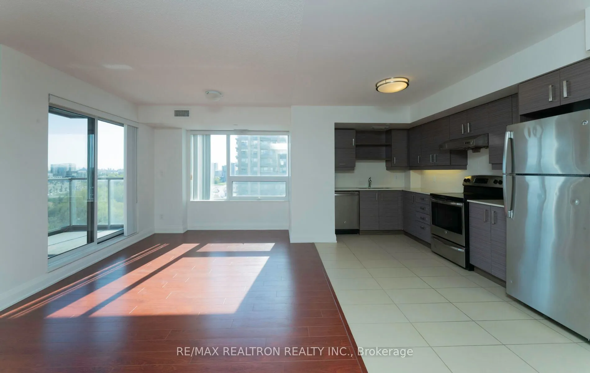 1 Uptown Drive, #1603